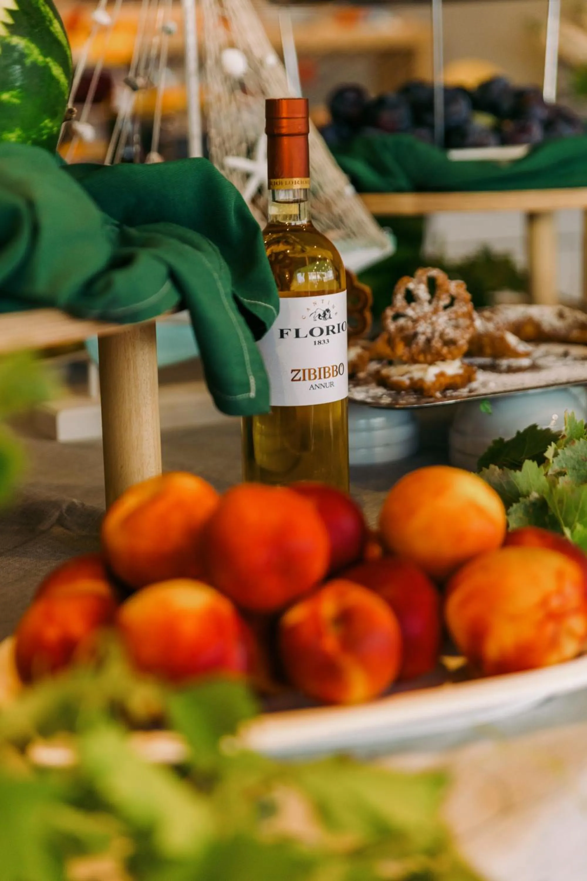 Buffet breakfast in Baitan Hotel