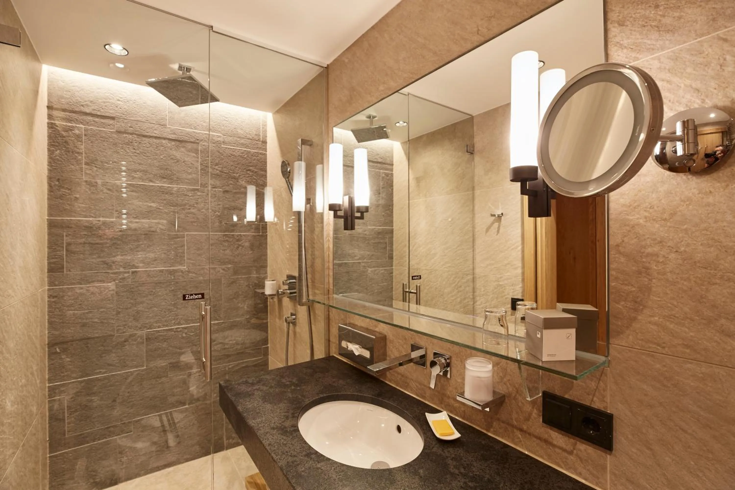 Bathroom in Hotel Hochschober