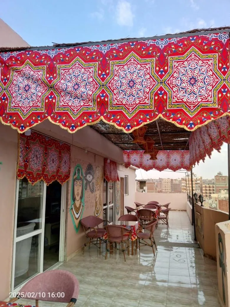 Sneferu Pyramids inn - Full Pyramids View