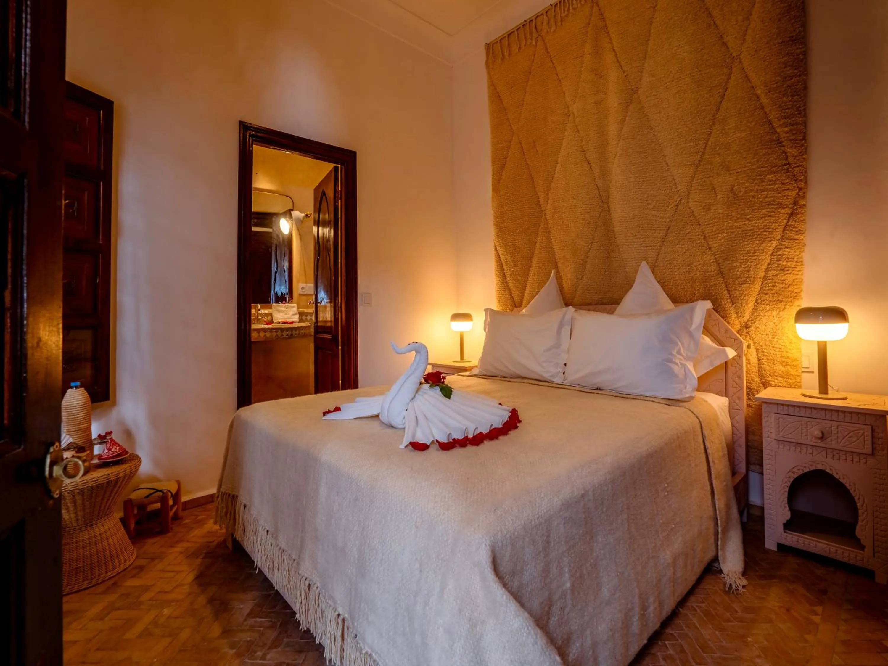 Bed in Kilimini Riad & SPA