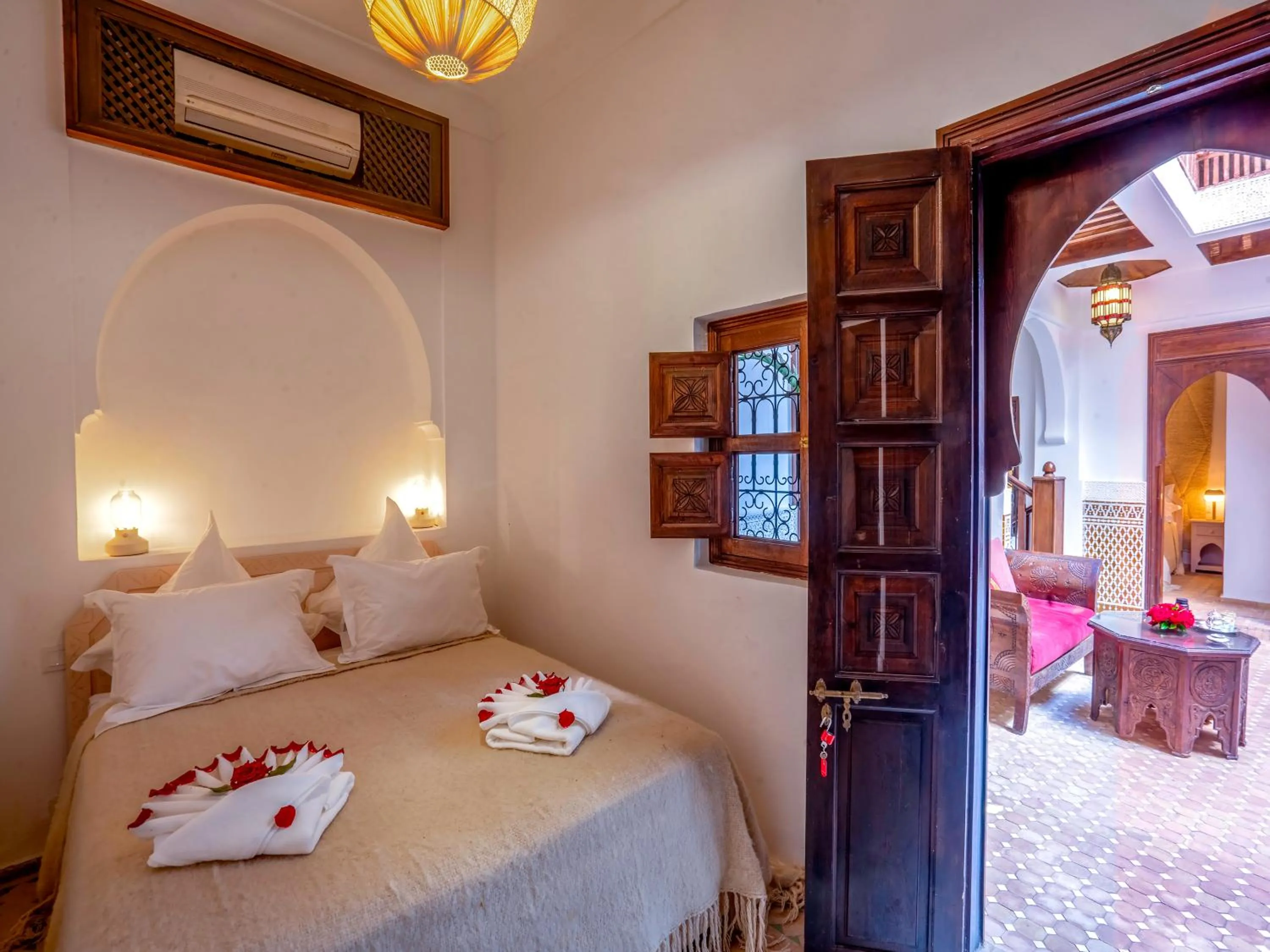 Bed in Kilimini Riad & SPA