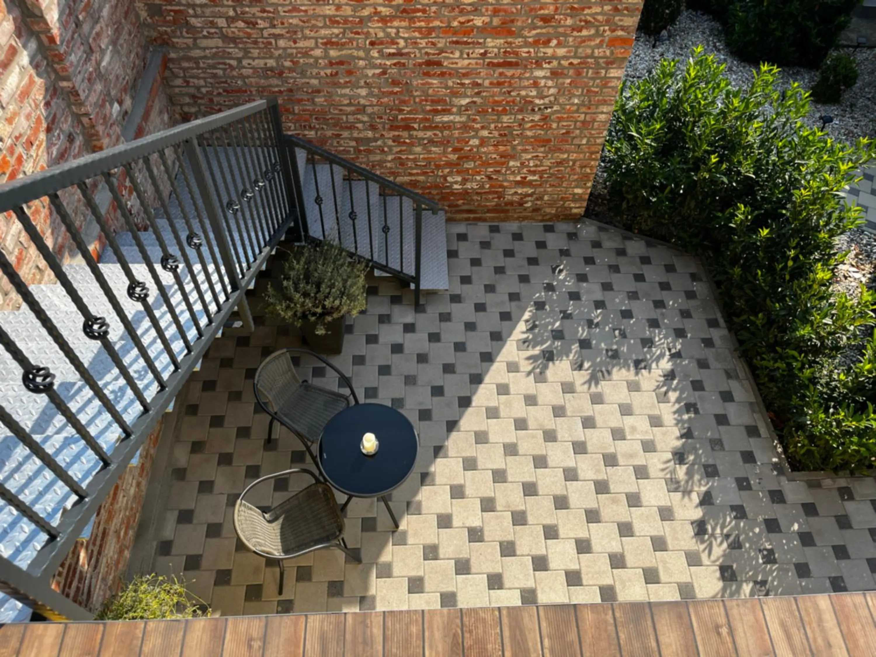 La Luna Petite Suite Deluxe Apartment with Pool & Jacuzzi, Bikes and Covered Parking