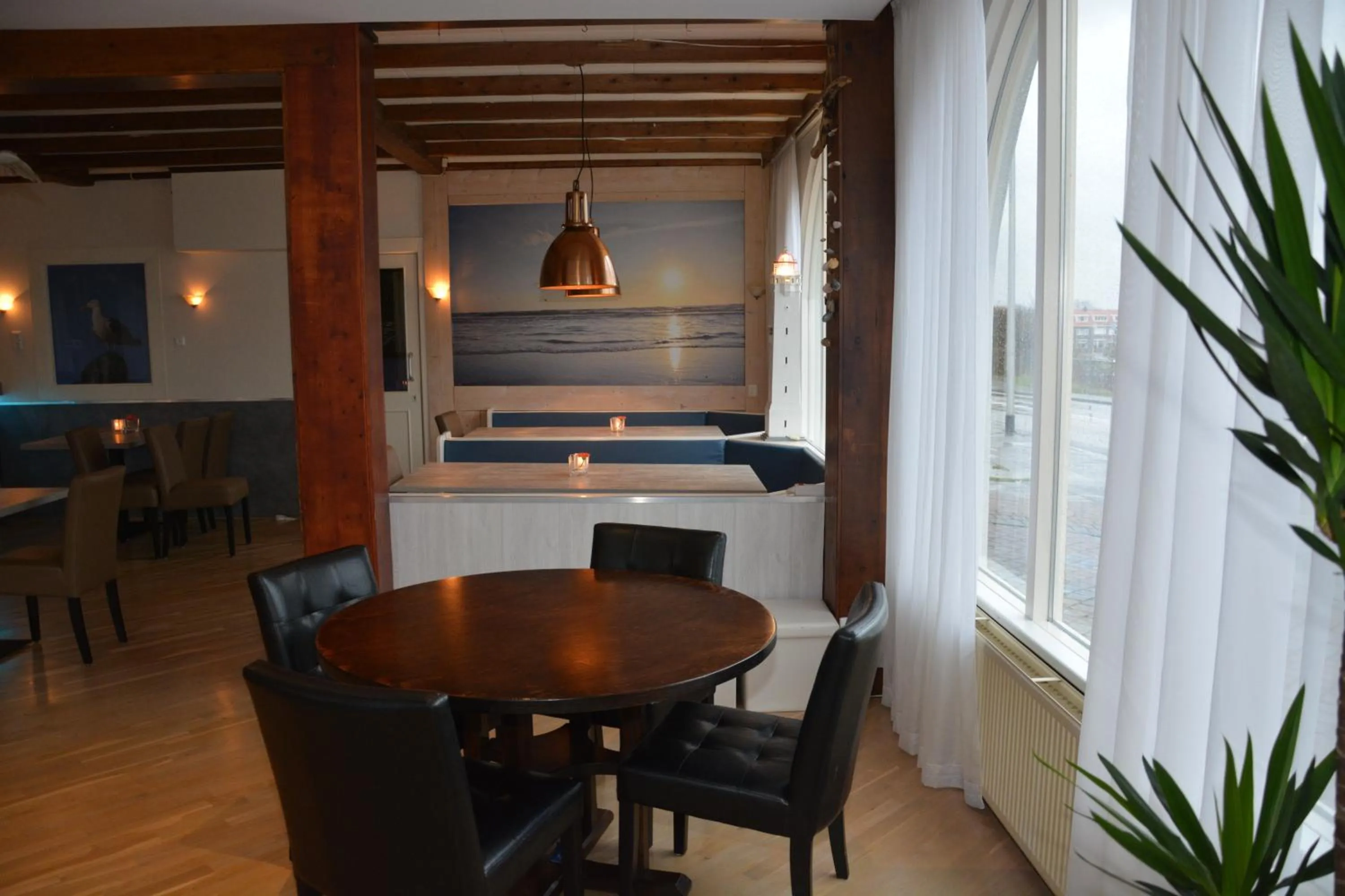 Restaurant/places to eat in SEA YOU Hotel Noordwijk