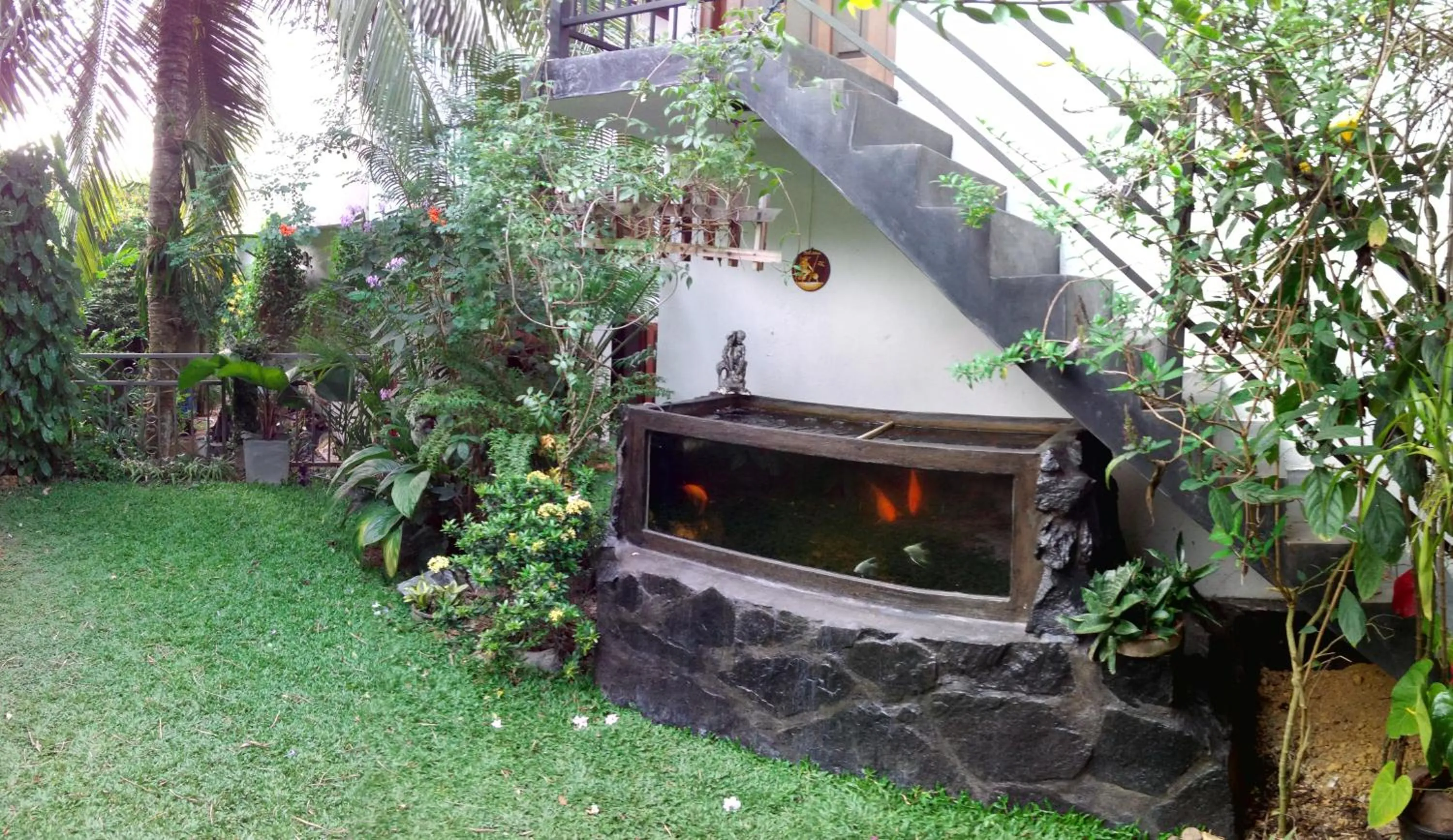 Garden view in Sunny Side 89