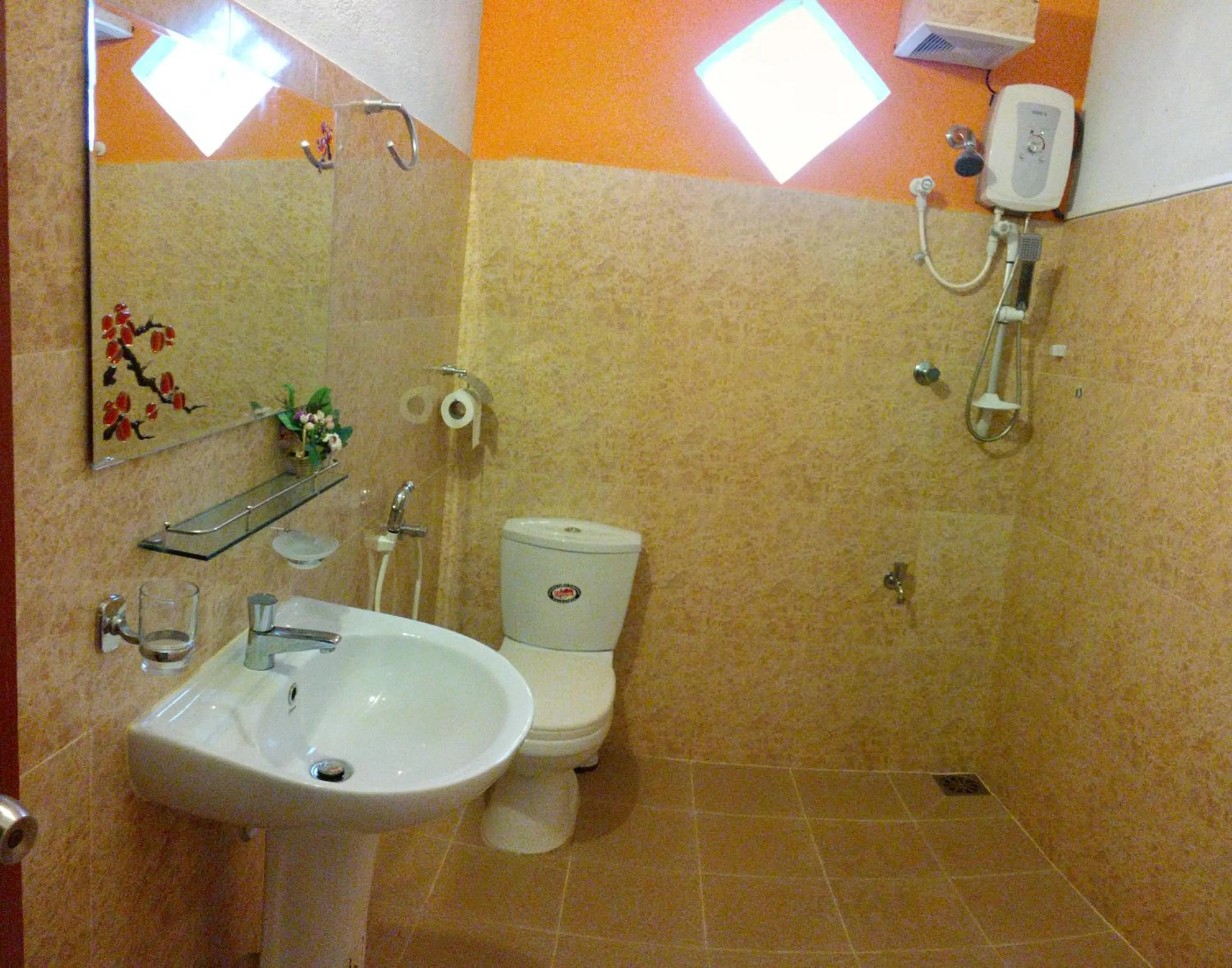 Bathroom in Sunny Side 89