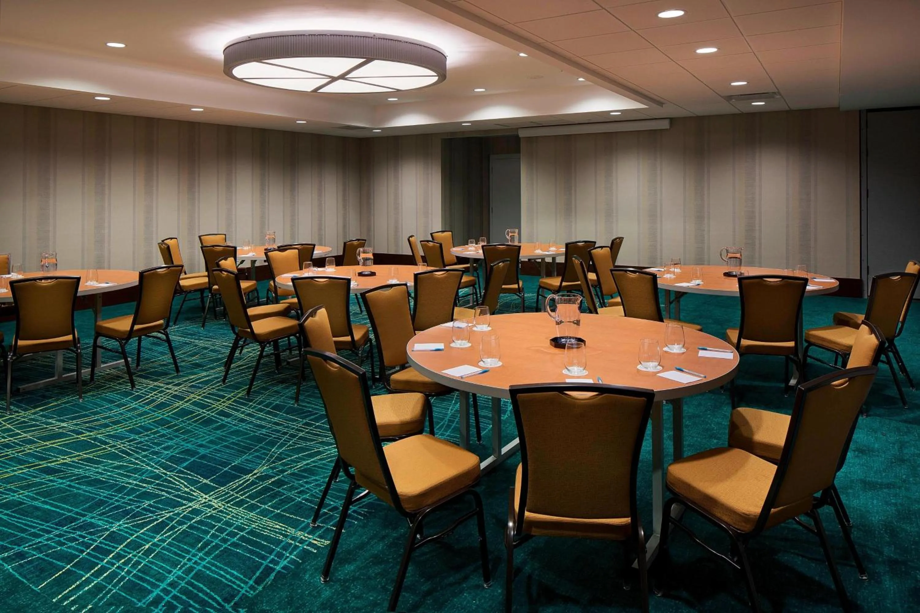 Meeting/conference room in SpringHill Suites by Marriott Houston Downtown/Convention Center