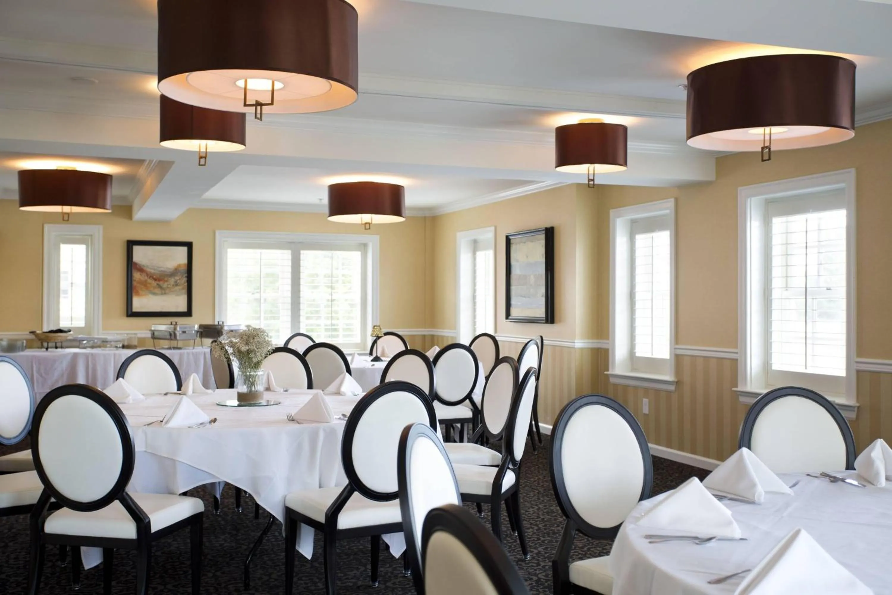 Meeting/conference room in Ambassador Hotel Tulsa, Autograph Collection