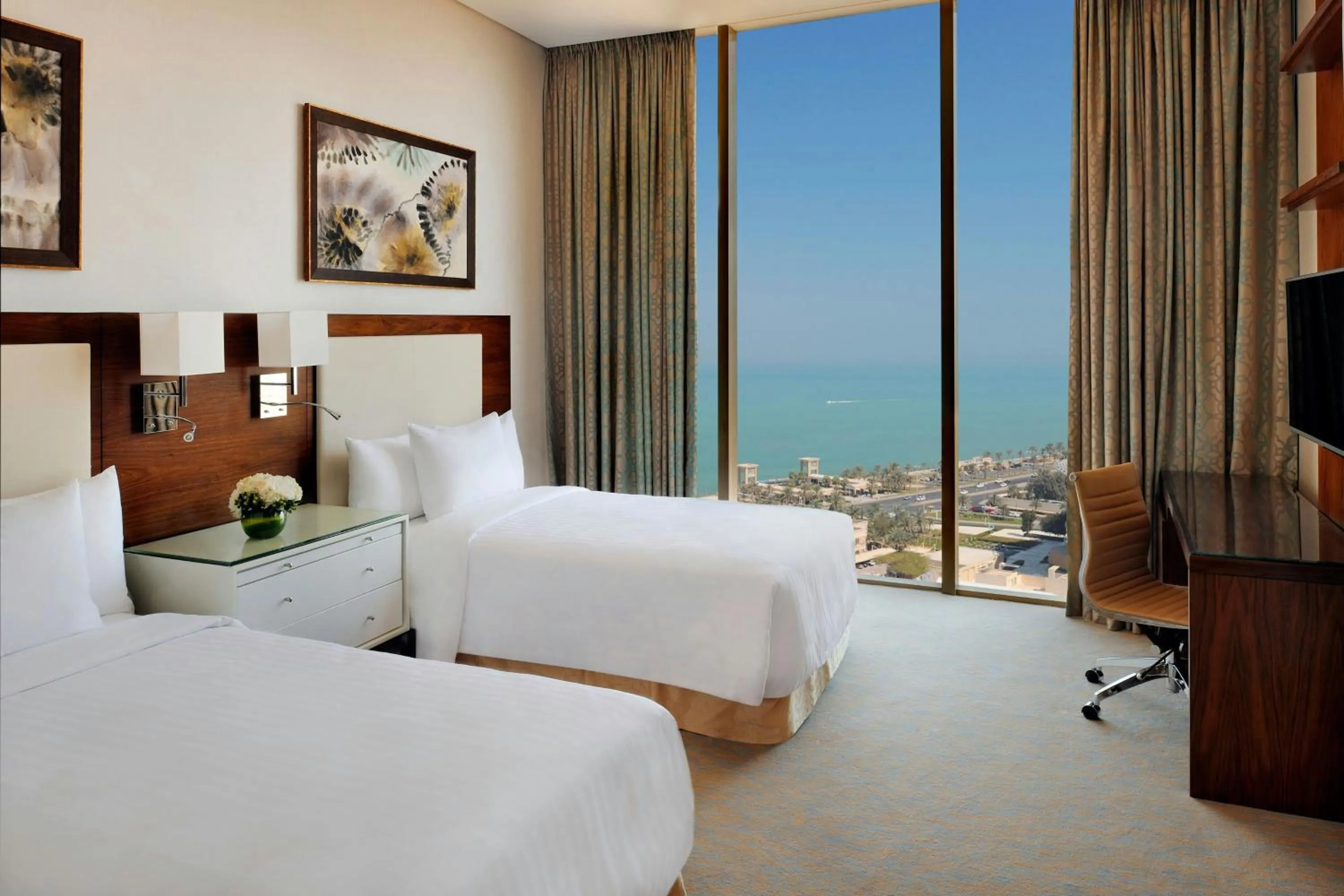 Photo of the whole room, Bed in Residence Inn by Marriott Kuwait City