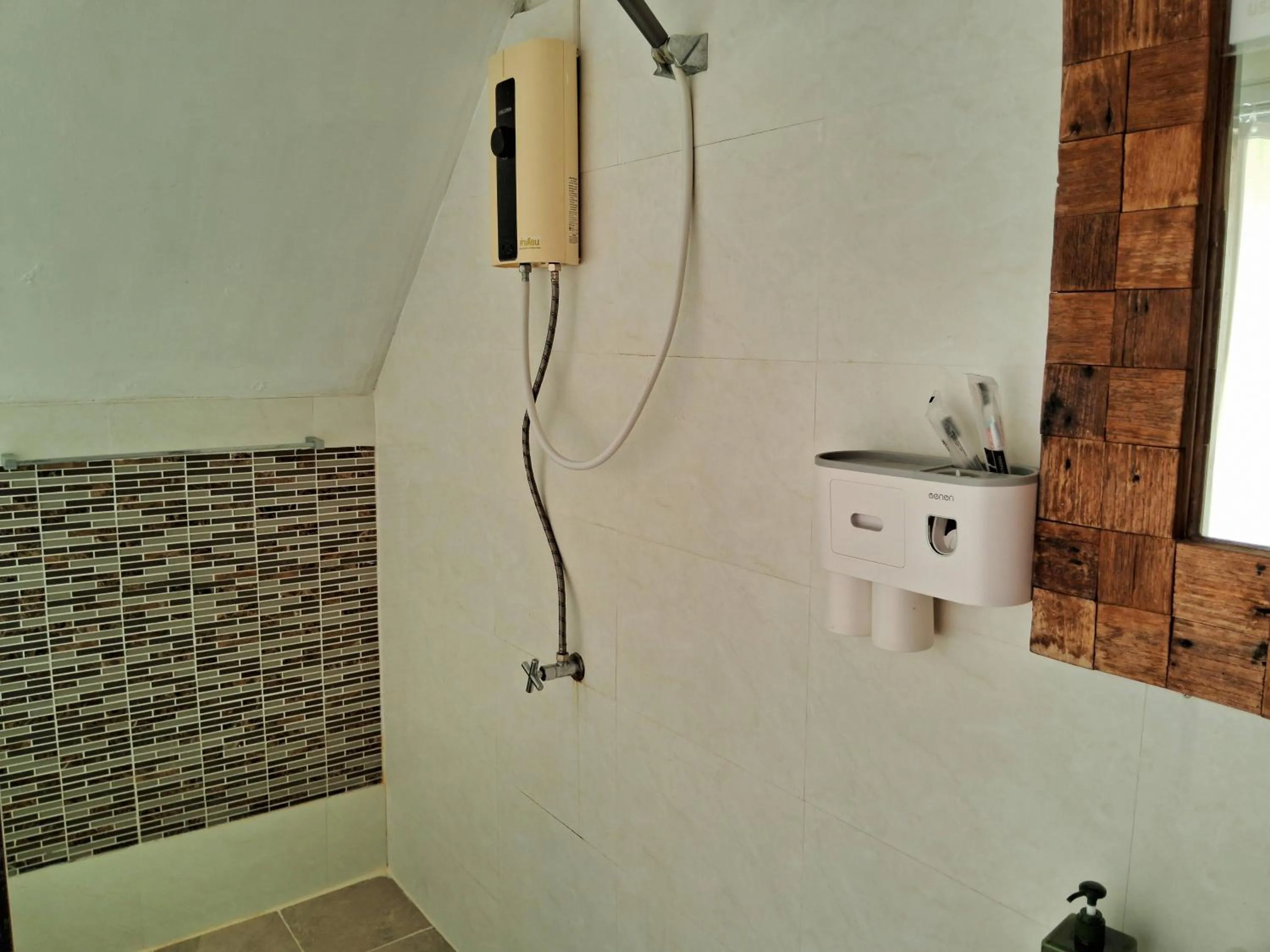 Shower in At Samui Haus