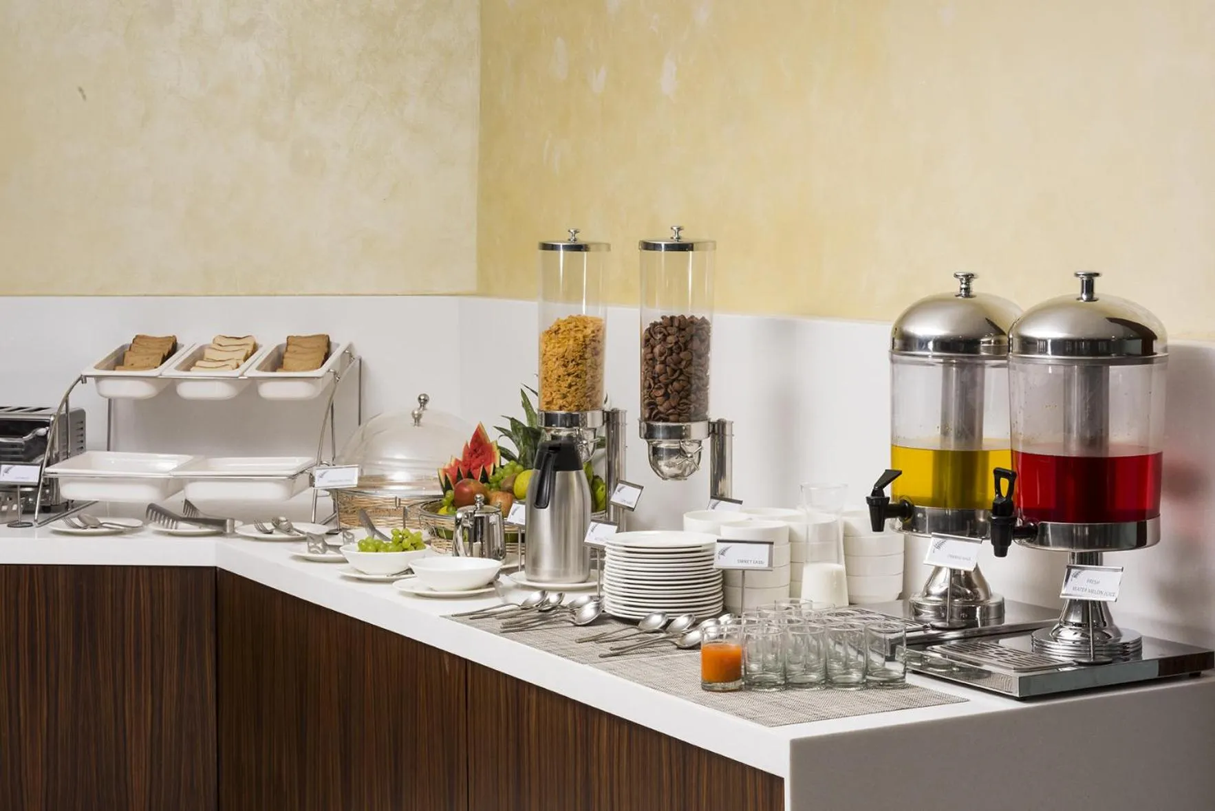 Restaurant/places to eat in The Fern Residency Galaxy Mall