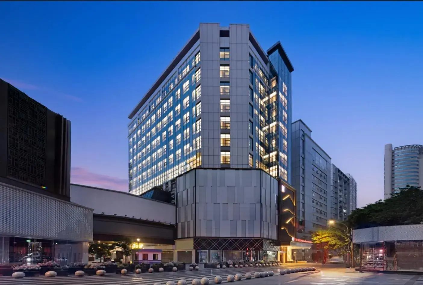 Property building in Hilton Garden Inn Chengdu Chunxi Road Center Property building in Hilton Garden Inn Chengdu Chunxi Road Center
