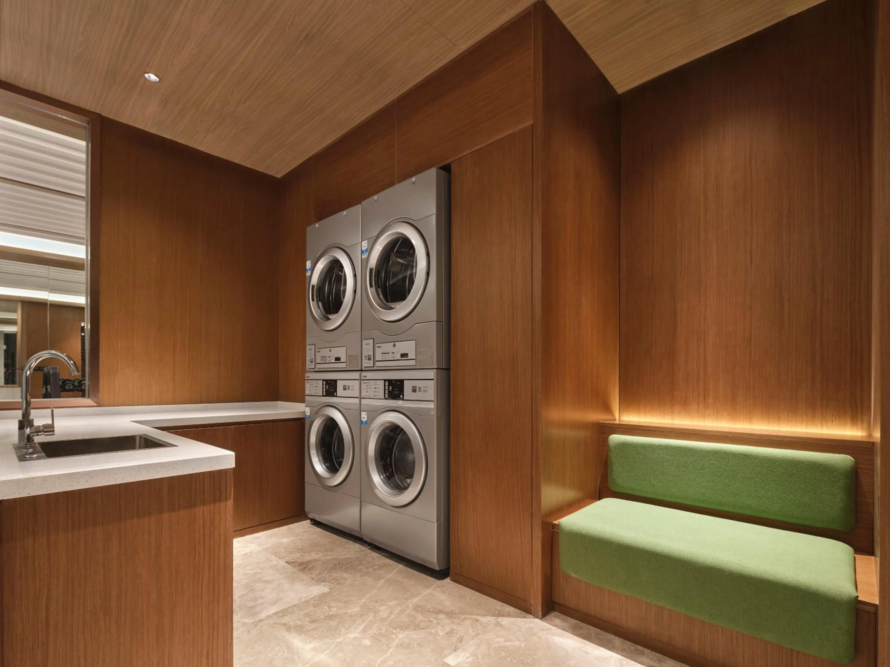 washing machine in Hilton Garden Inn Hangzhou West Lake