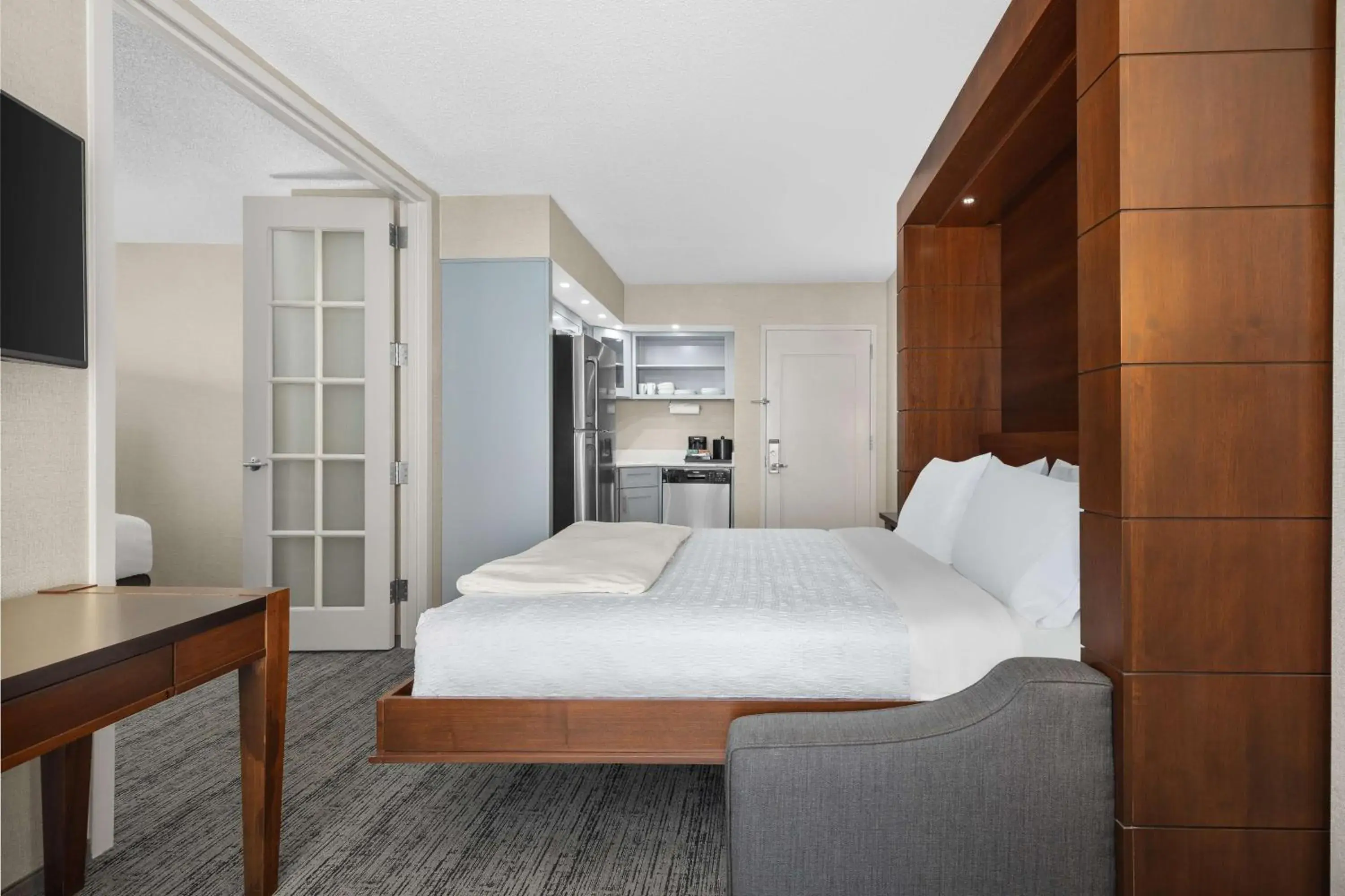 Bed in Homewood Suites By Hilton Downers Grove Chicago, Il Bed in Homewood Suites By Hilton Downers Grove Chicago, Il