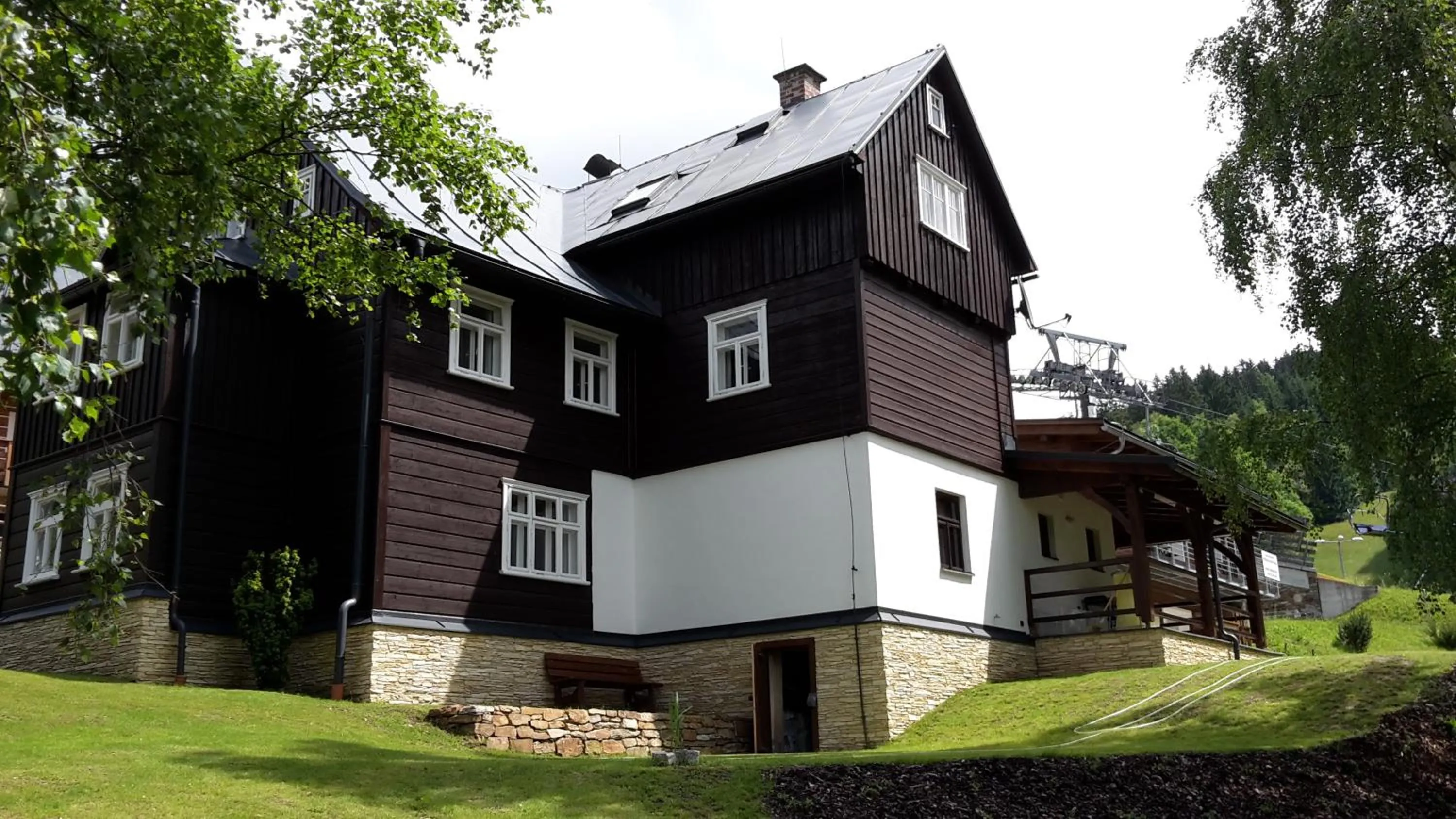 Property building in Horská Chata U Vleku