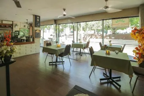 Tuban Torres Accommodation