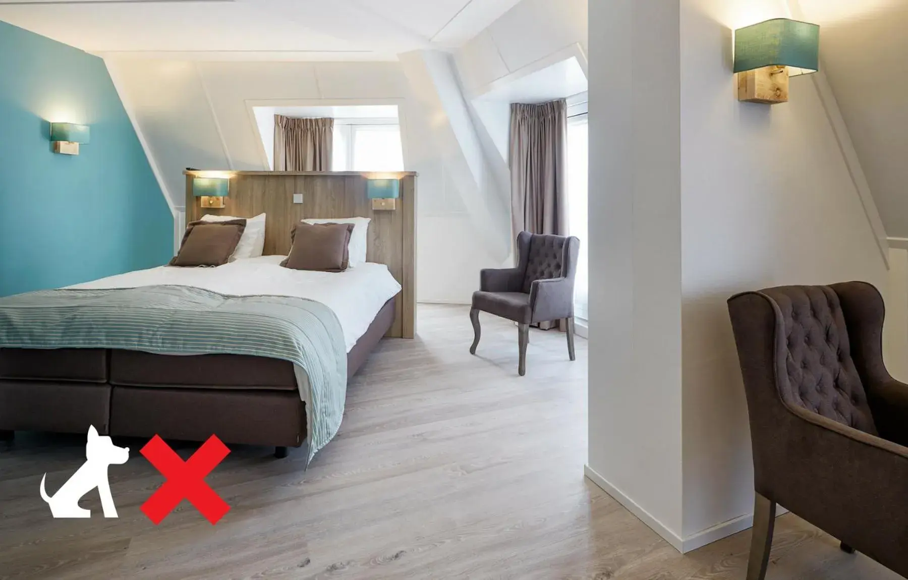 Junior Suite - no pets allowed in Beach Hotel I Kloeg Collection Junior Suite - no pets allowed in Beach Hotel I Kloeg Collection