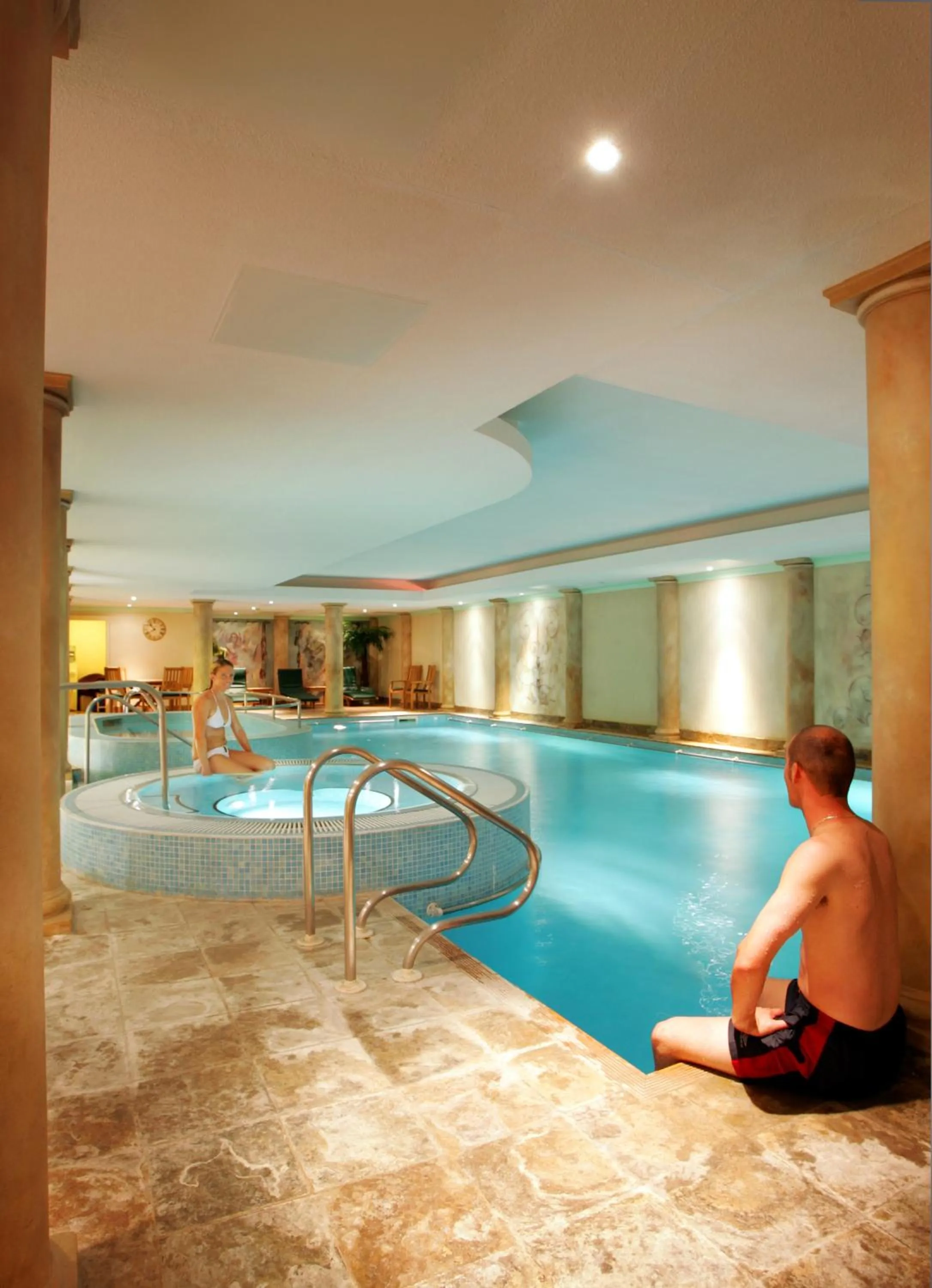 People in Nailcote Hall