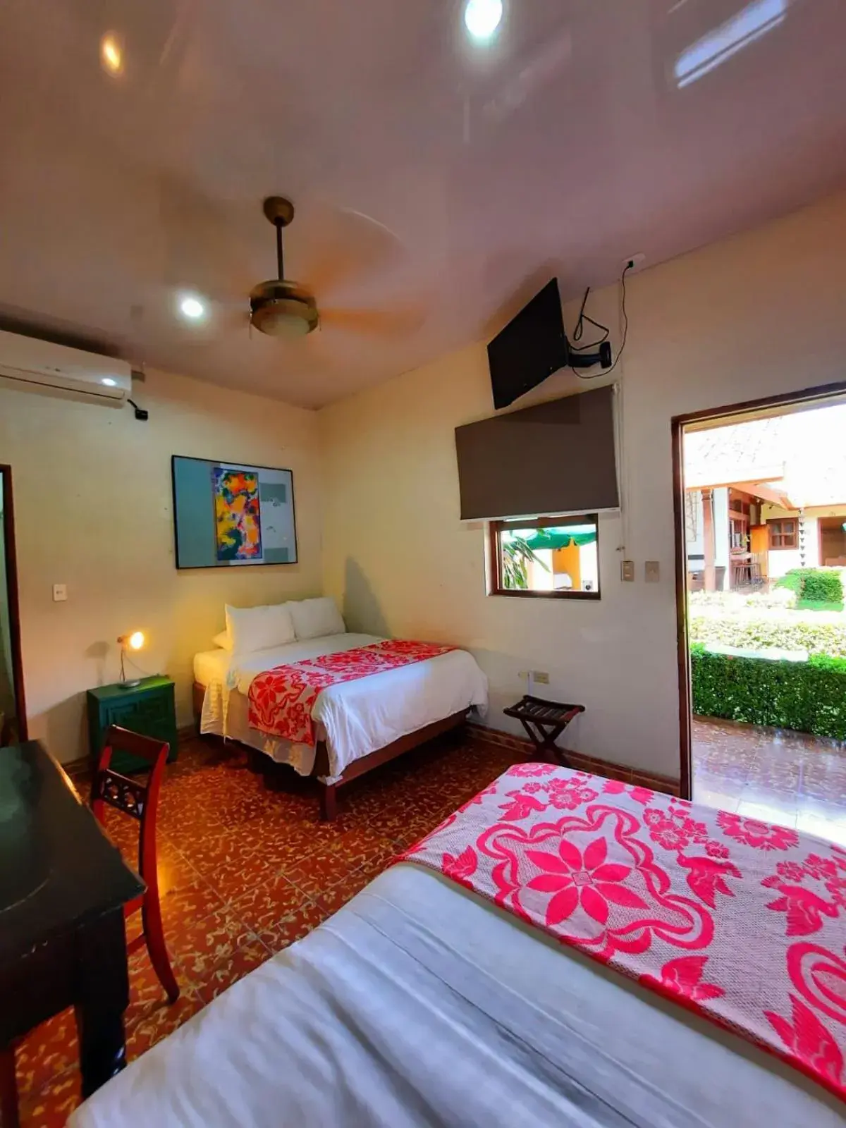 Family Room with Private Bathroom in Hotel La Posada del Doctor Family Room with Private Bathroom in Hotel La Posada del Doctor