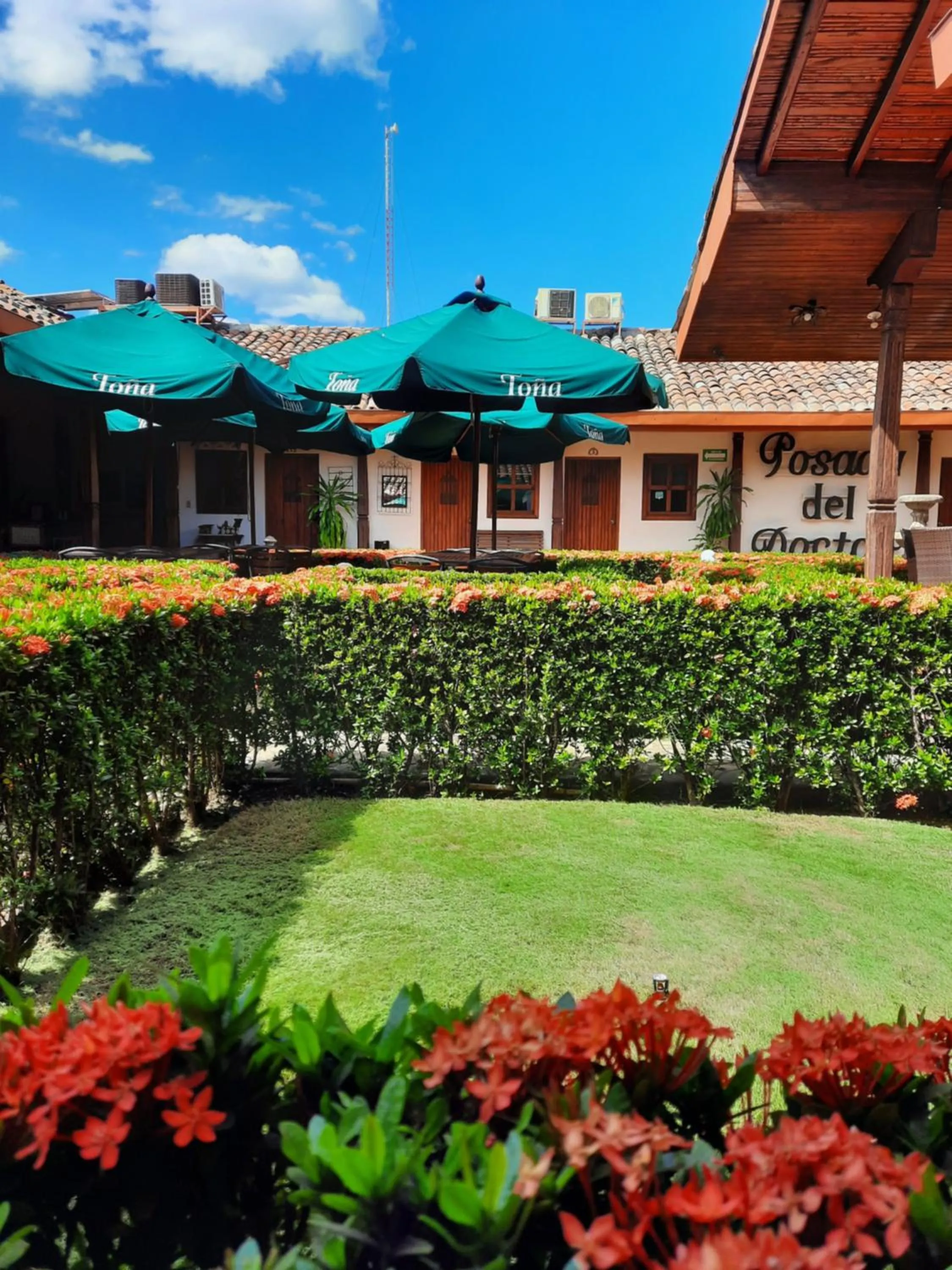 Property building in Hotel La Posada del Doctor