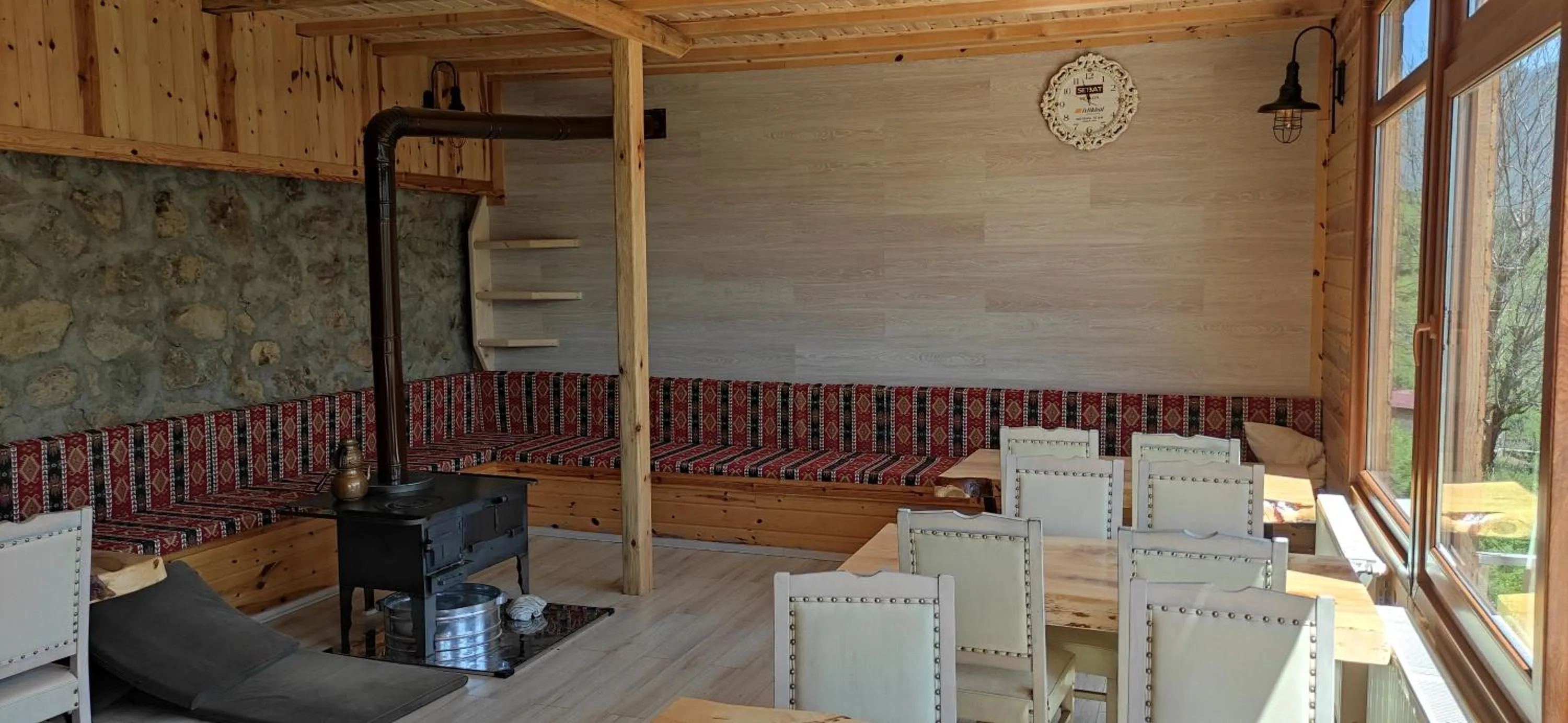 Kinya Bungalov Hotel