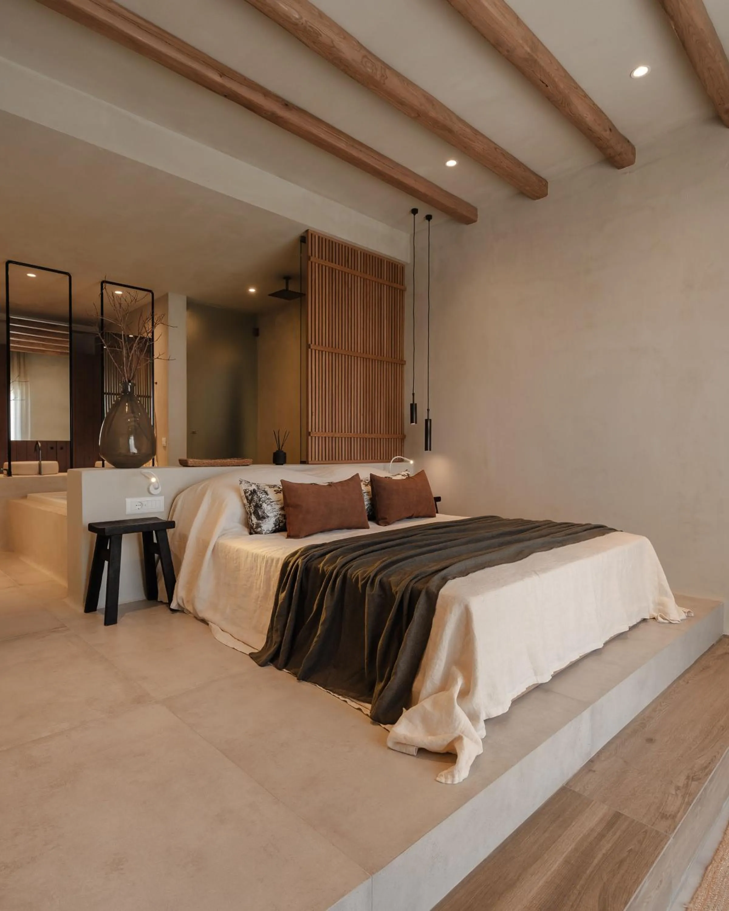 Tesoro Elegant escapes- suites