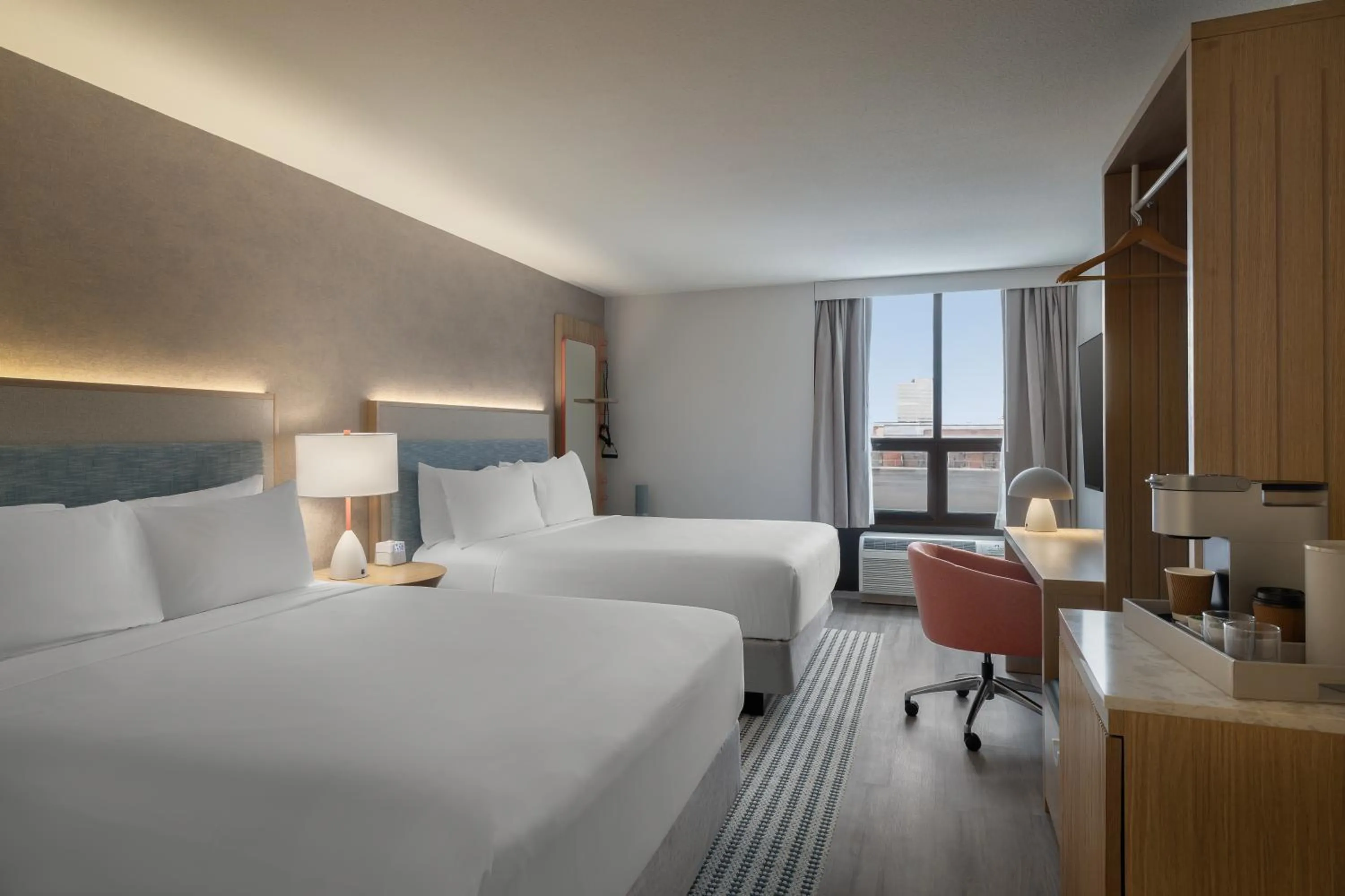 Bed in EVEN Hotel Detroit North - Troy by IHG