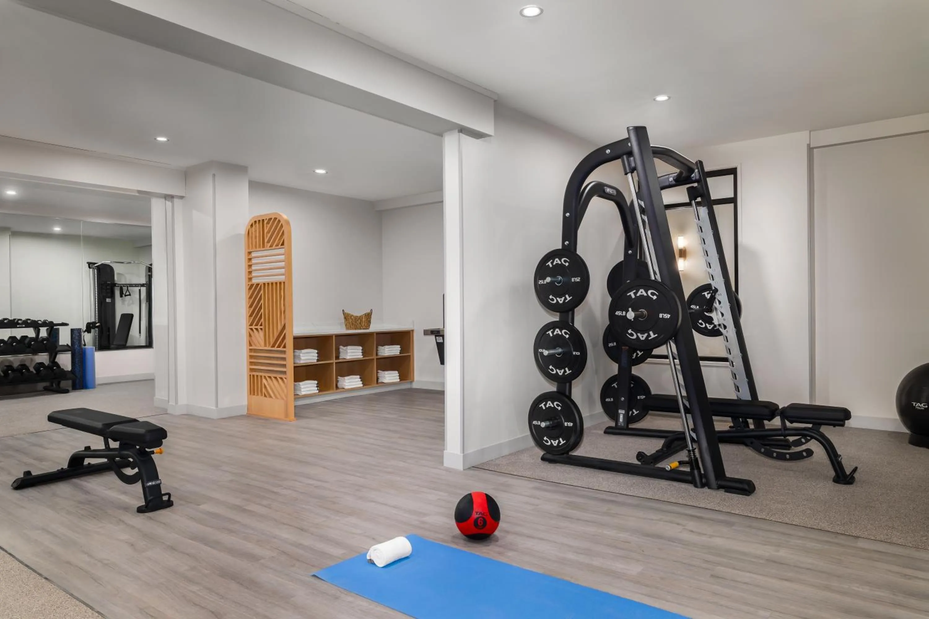 Fitness centre/facilities in EVEN Hotel Detroit North - Troy by IHG