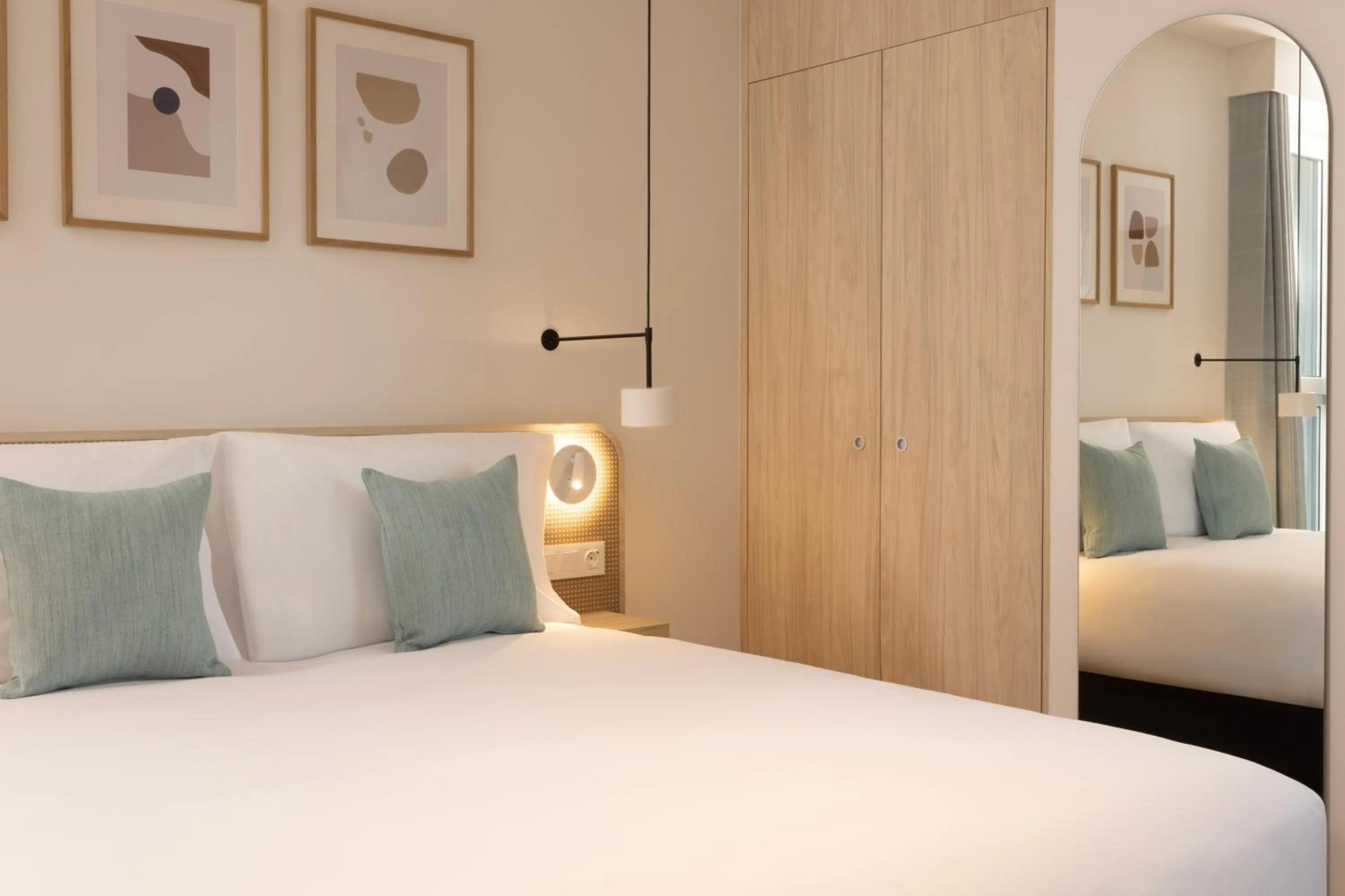 Bed in Staybridge Suites & Apartments Malaga by IHG
