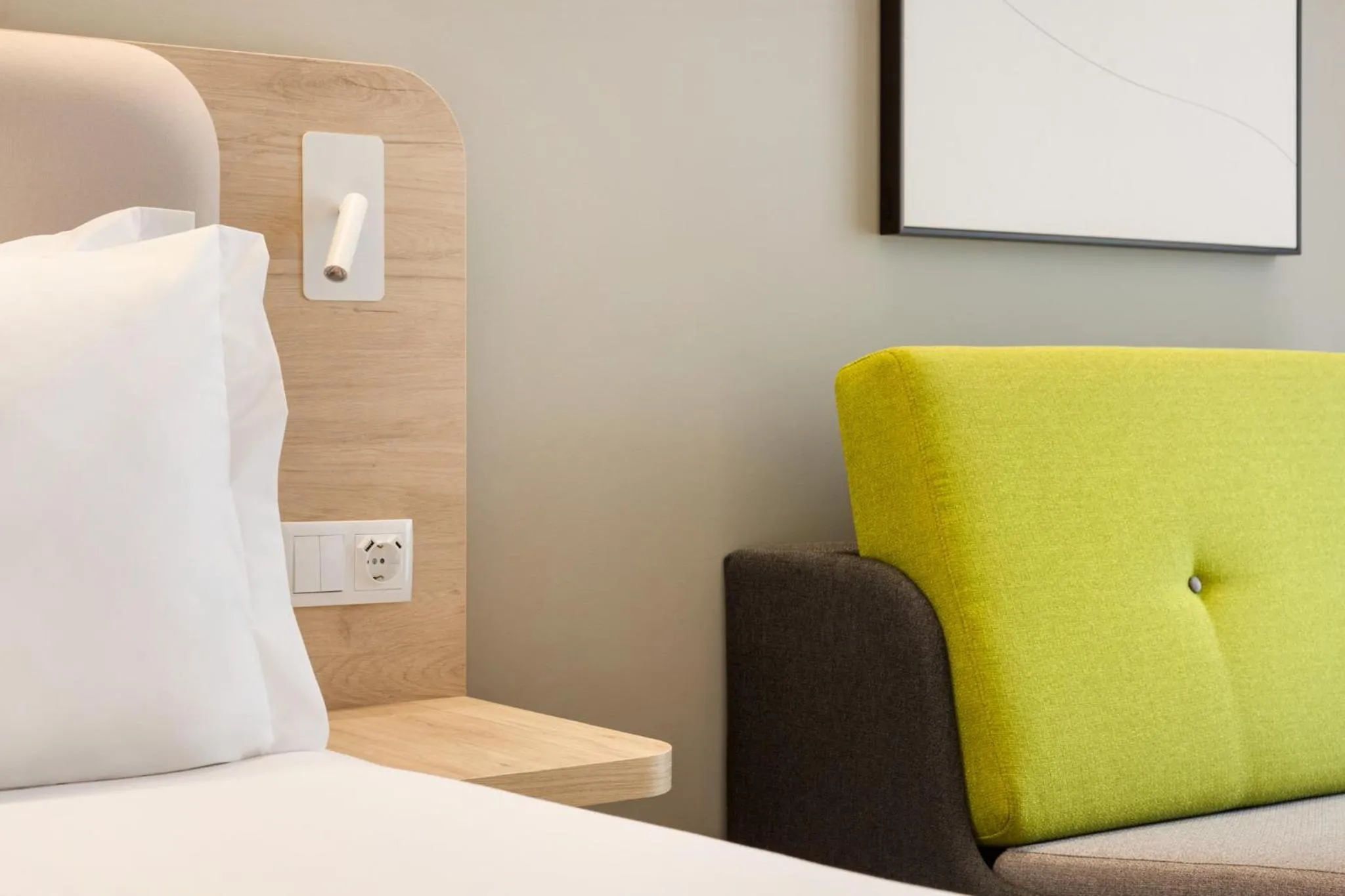 Photo of the whole room, Bed in Holiday Inn Express Évora by IHG