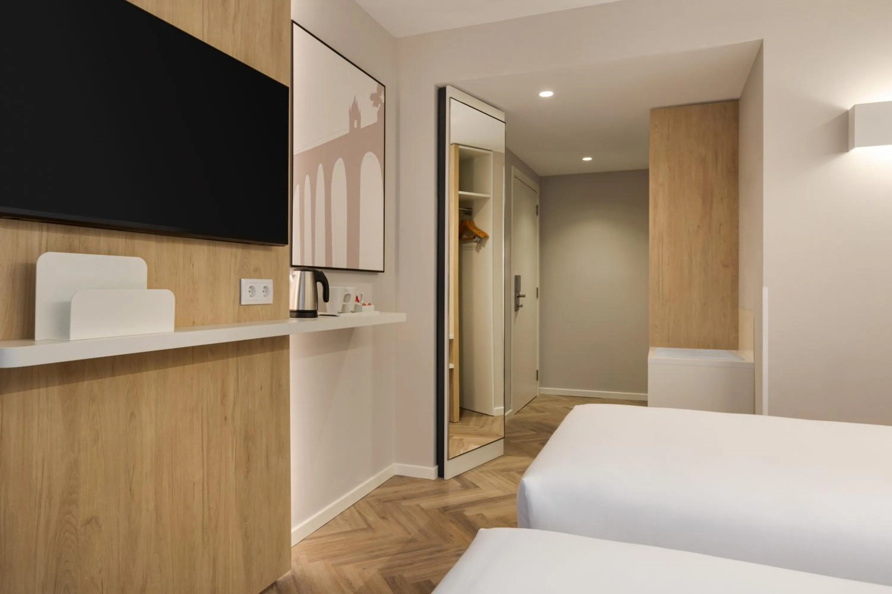 Bed in Holiday Inn Express Évora by IHG