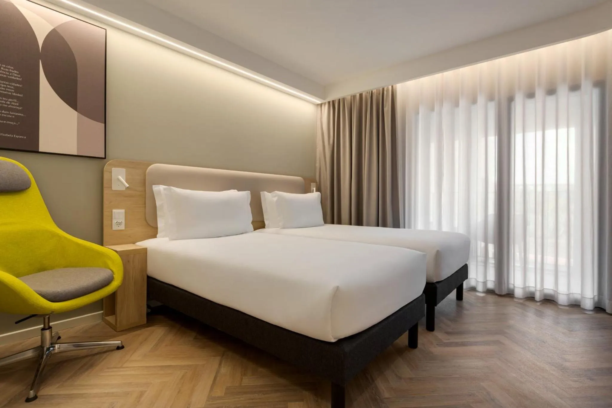 Photo of the whole room, Bed in Holiday Inn Express Évora by IHG