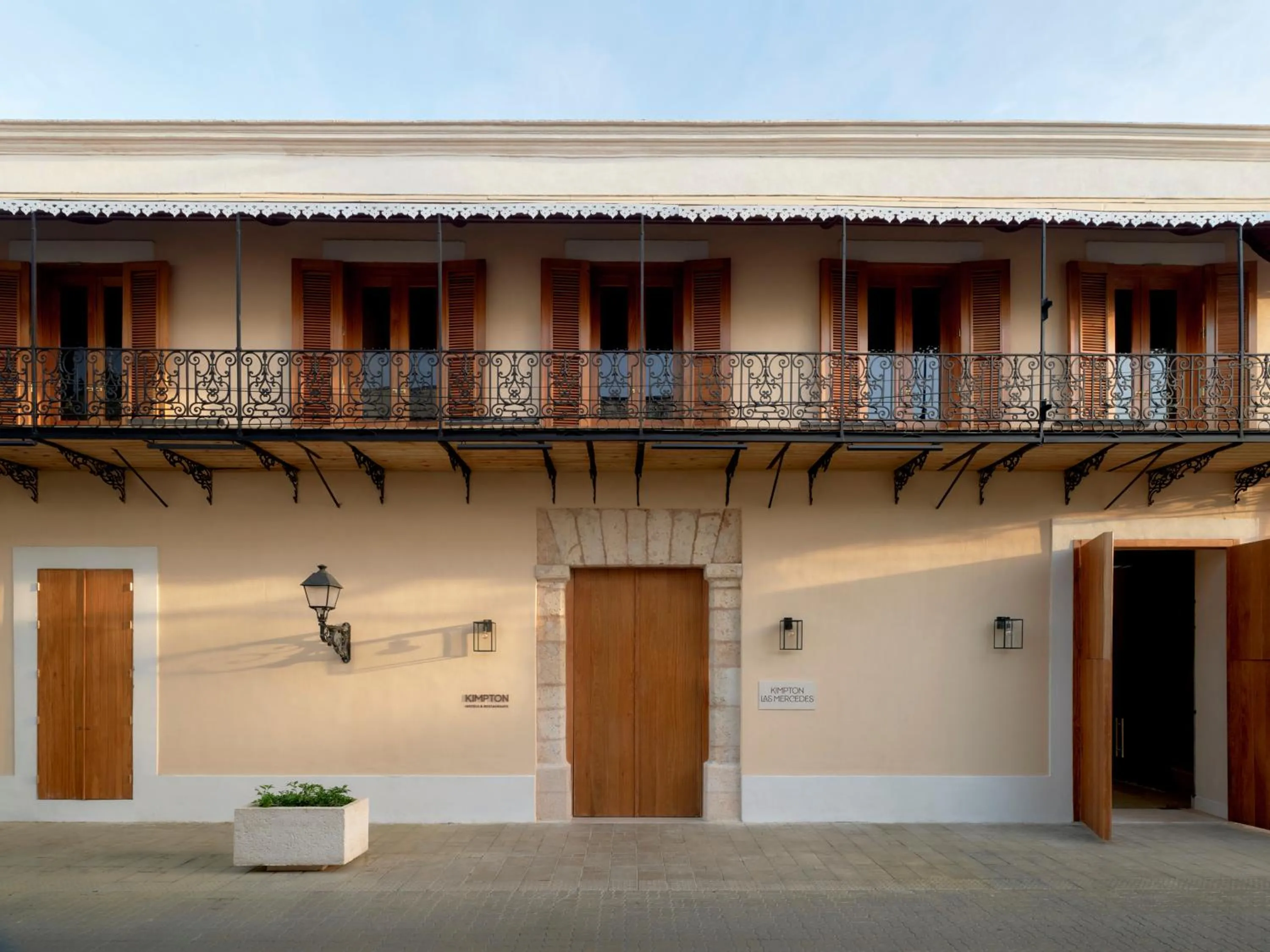 Property building in Kimpton Las Mercedes by IHG