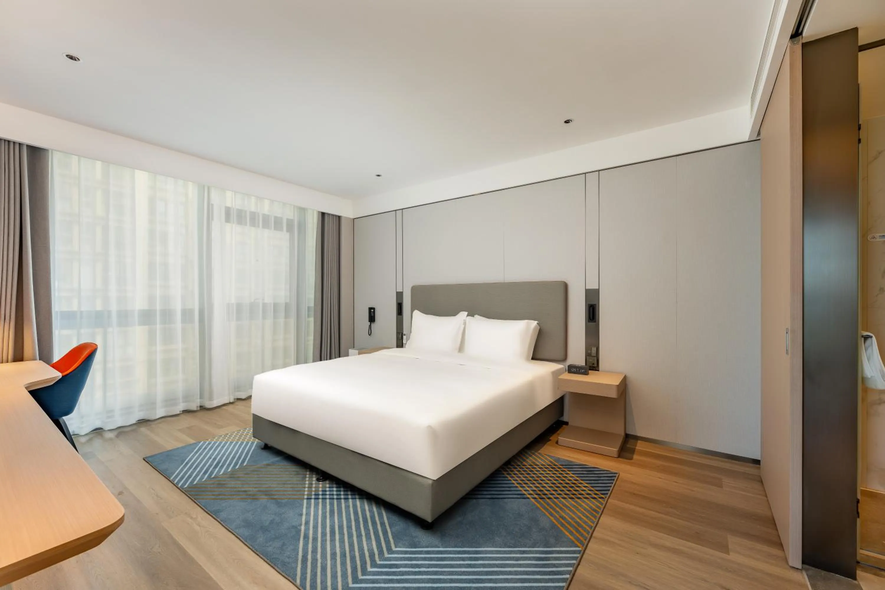 Bedroom, Bed in Holiday Inn Express Nanjing Riverside by IHG