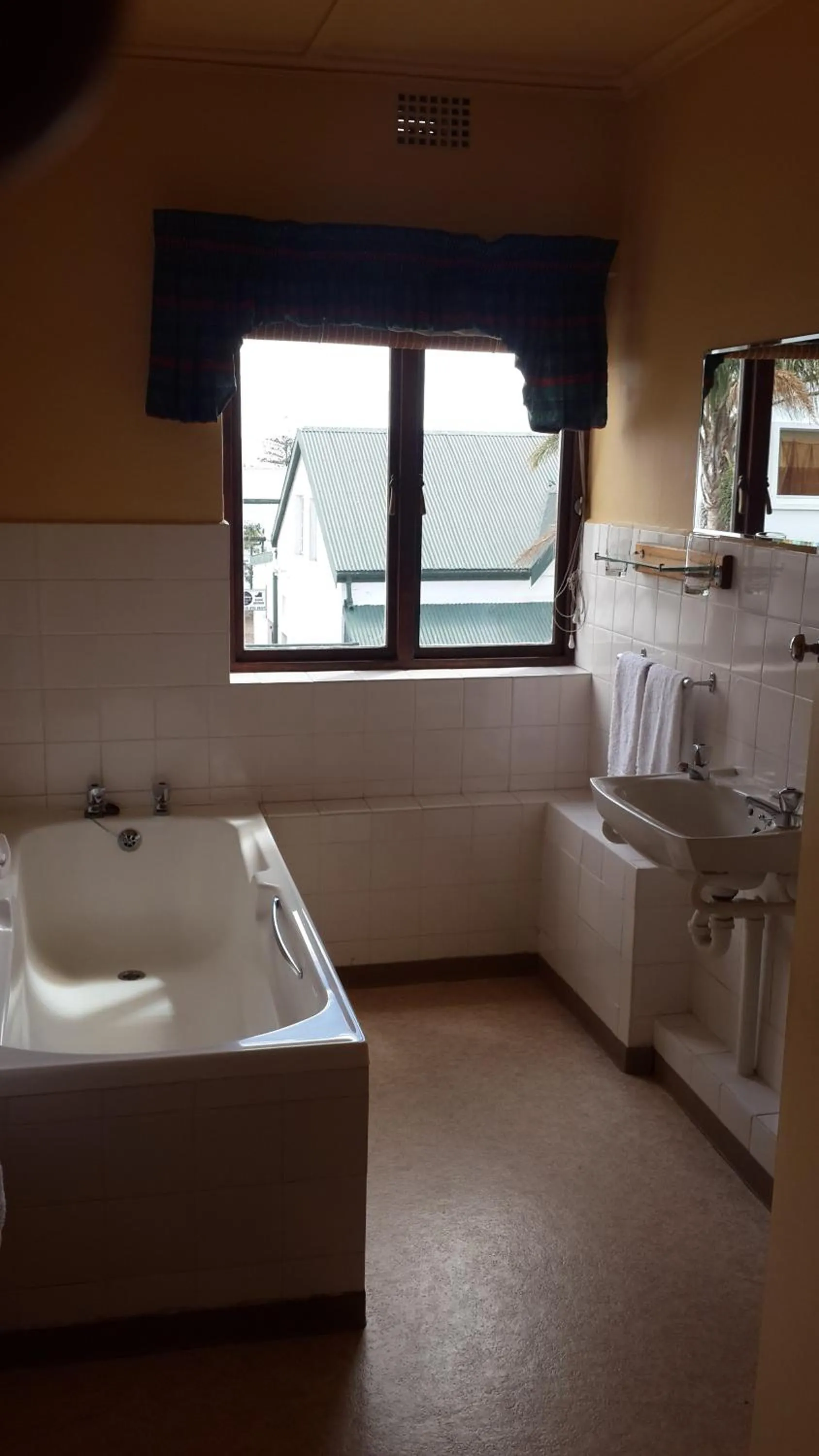 Bathroom in Victoria Hotel