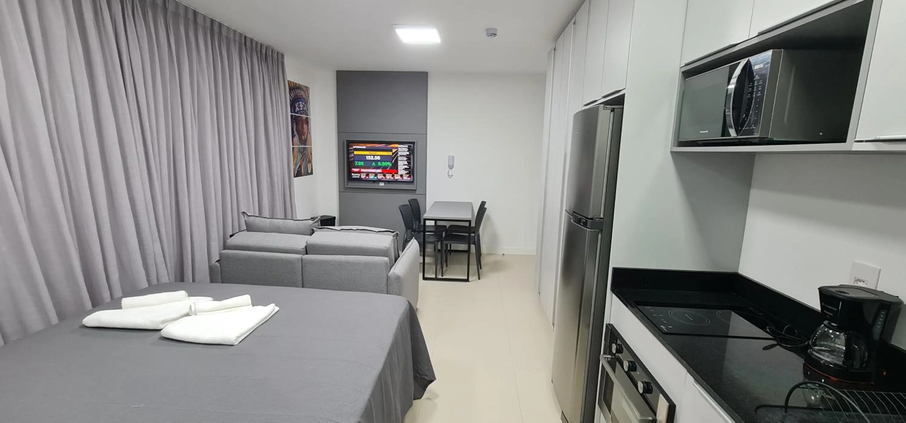 Photo of the whole room, Bed in AZZA Smart Stay