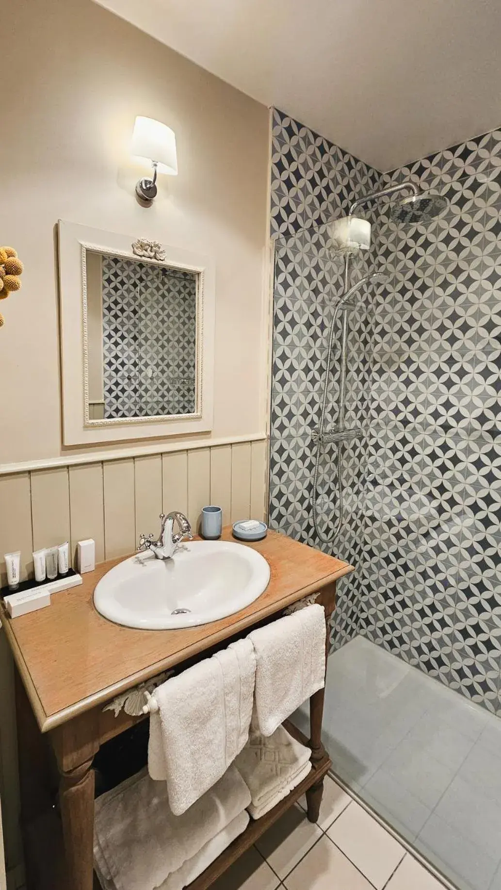 Triple Room with Terrace in Boutique B&B Droomkerke Triple Room with Terrace in Boutique B&B Droomkerke