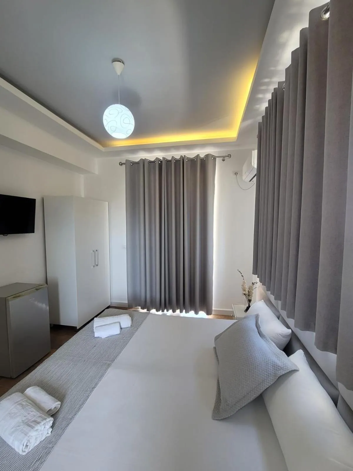 Double Room with Balcony in Hotel Myrtai - City Center