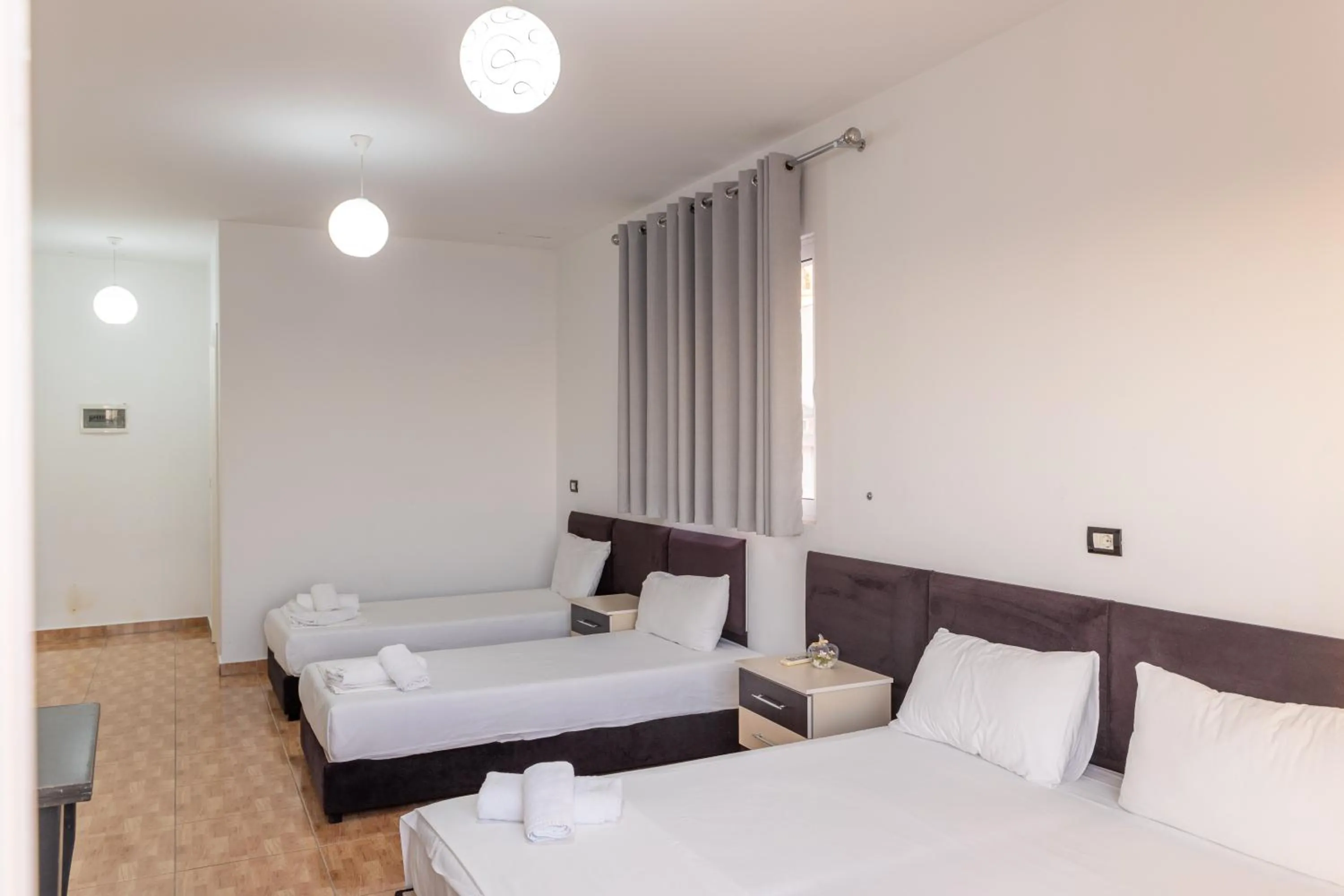 Quadruple Room with Sea View in Hotel Myrtai - City Center