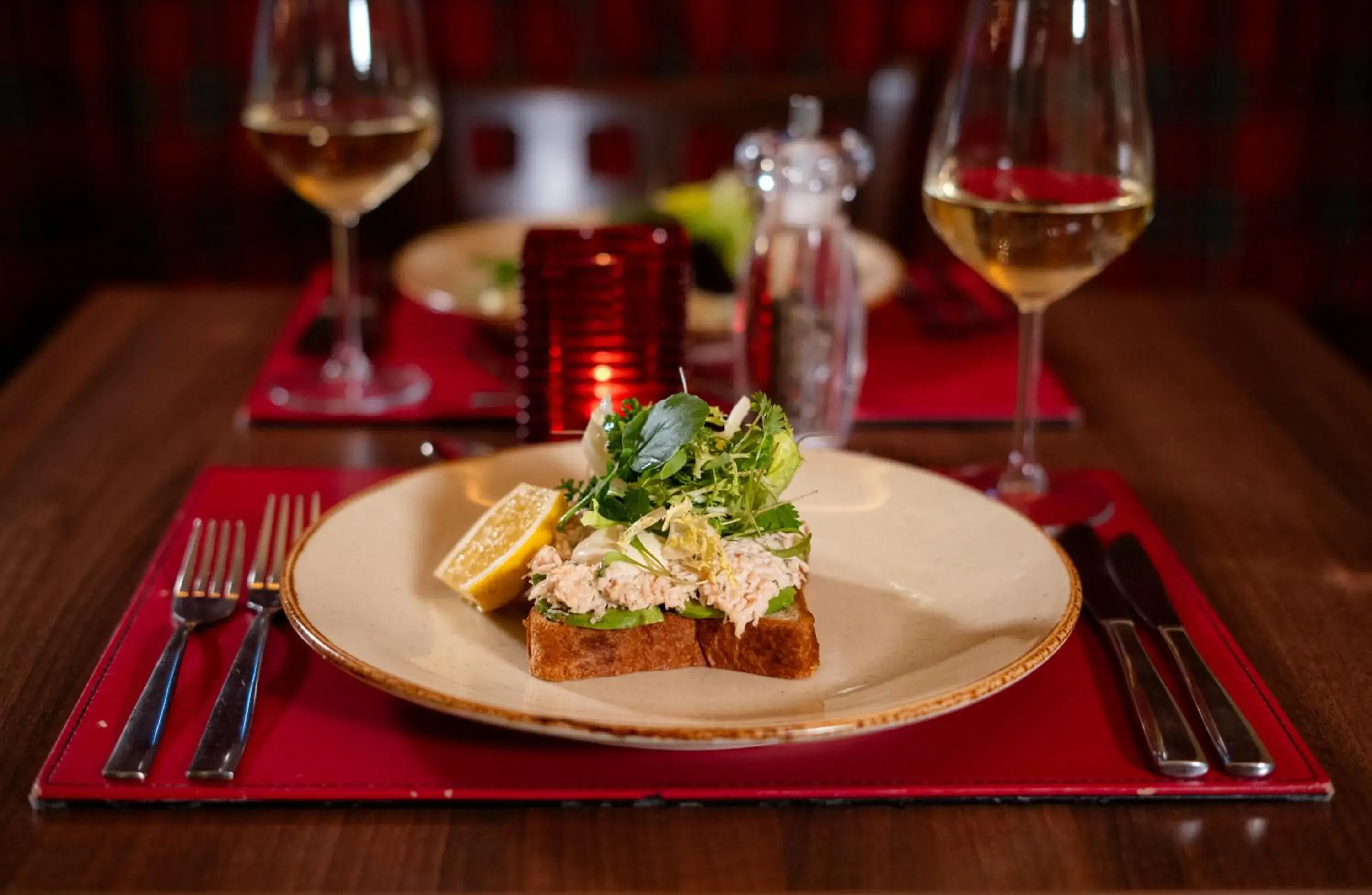 Restaurant/places to eat in Fisher's Hotel Restaurant/places to eat in Fisher's Hotel