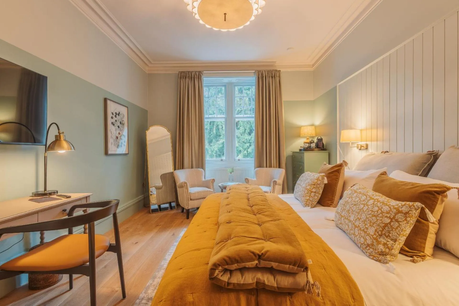 Bed in Pine Trees Hotel Pitlochry