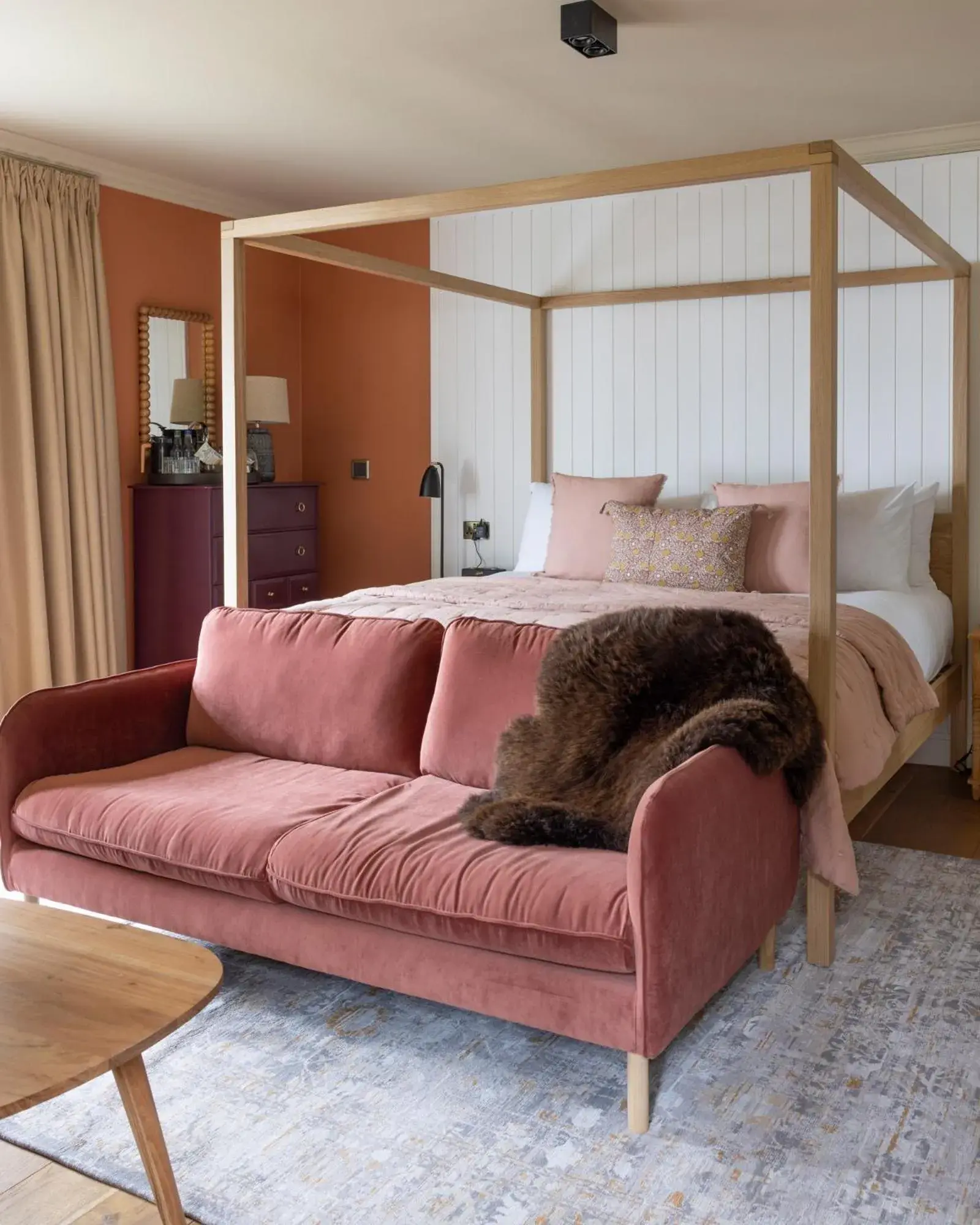 Heather Comfy Luxe in Pine Trees Hotel Pitlochry Heather Comfy Luxe in Pine Trees Hotel Pitlochry