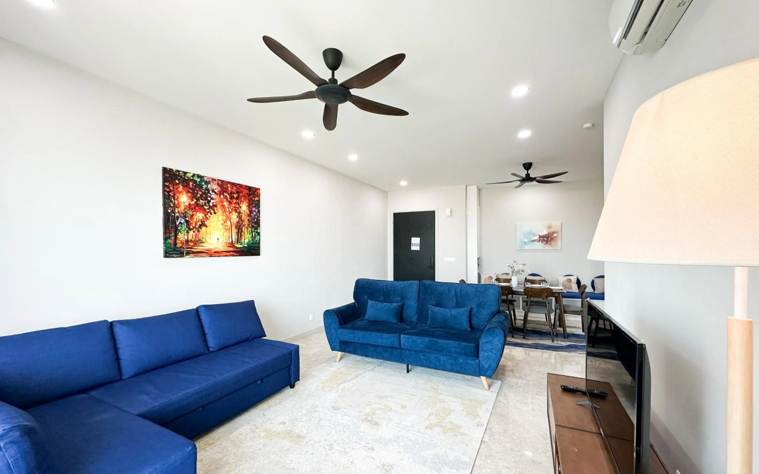 TV and multimedia in Datum Jelatek Residence by Airhost