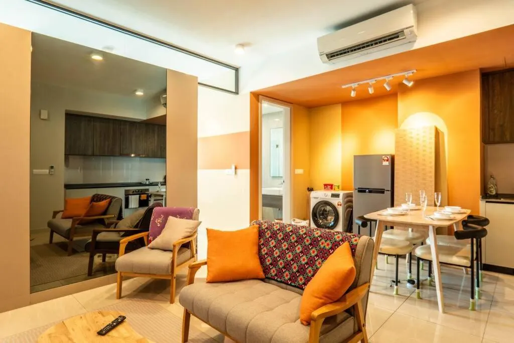 Communal lounge/ TV room in Datum Jelatek Residence by Airhost