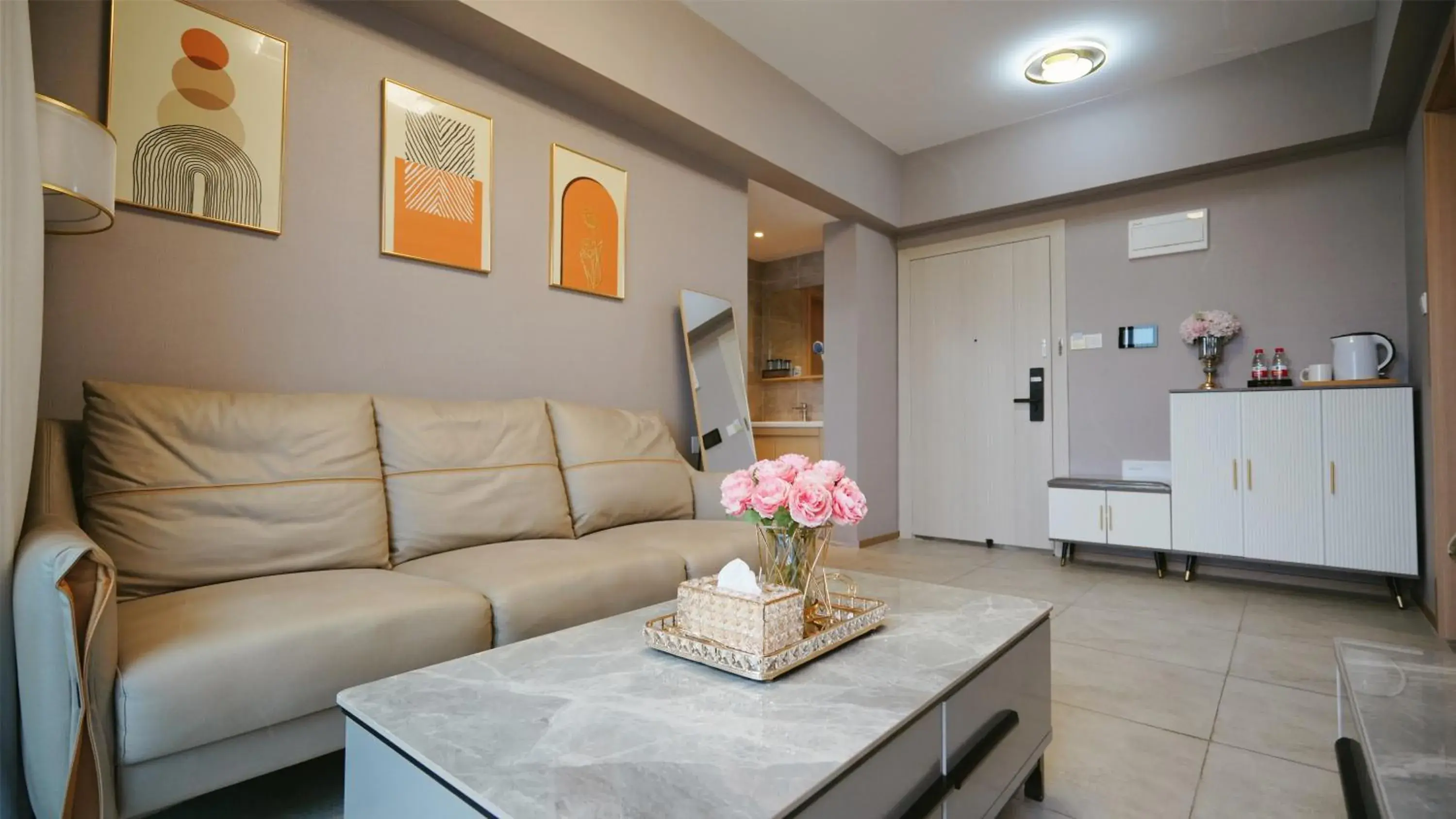 Two-Bedroom Deluxe Apartment with Balcony in Serveyou International Apartment Hotel - Free Airport Pickup & Free Canton Fair shuttle & Paid City Tour Two-Bedroom Deluxe Apartment with Balcony in Serveyou International Apartment Hotel - Free Airport Pickup & Free Canton Fair shuttle & Paid City Tour