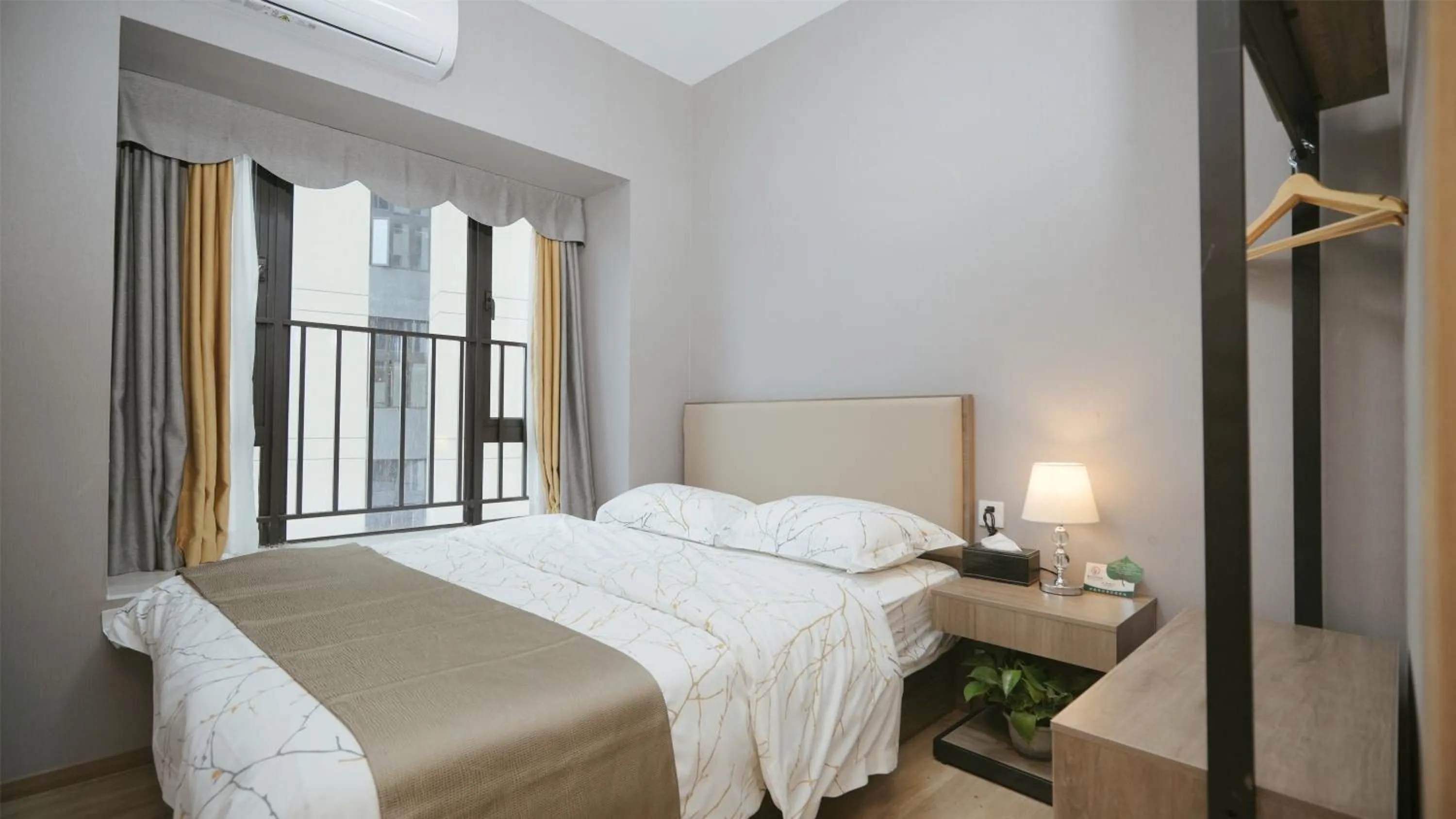 Bedroom, Bed in Serveyou Serviced Apartment Zengcheng Branch-Free Airport Pickup & Free Canton Fair shuttle