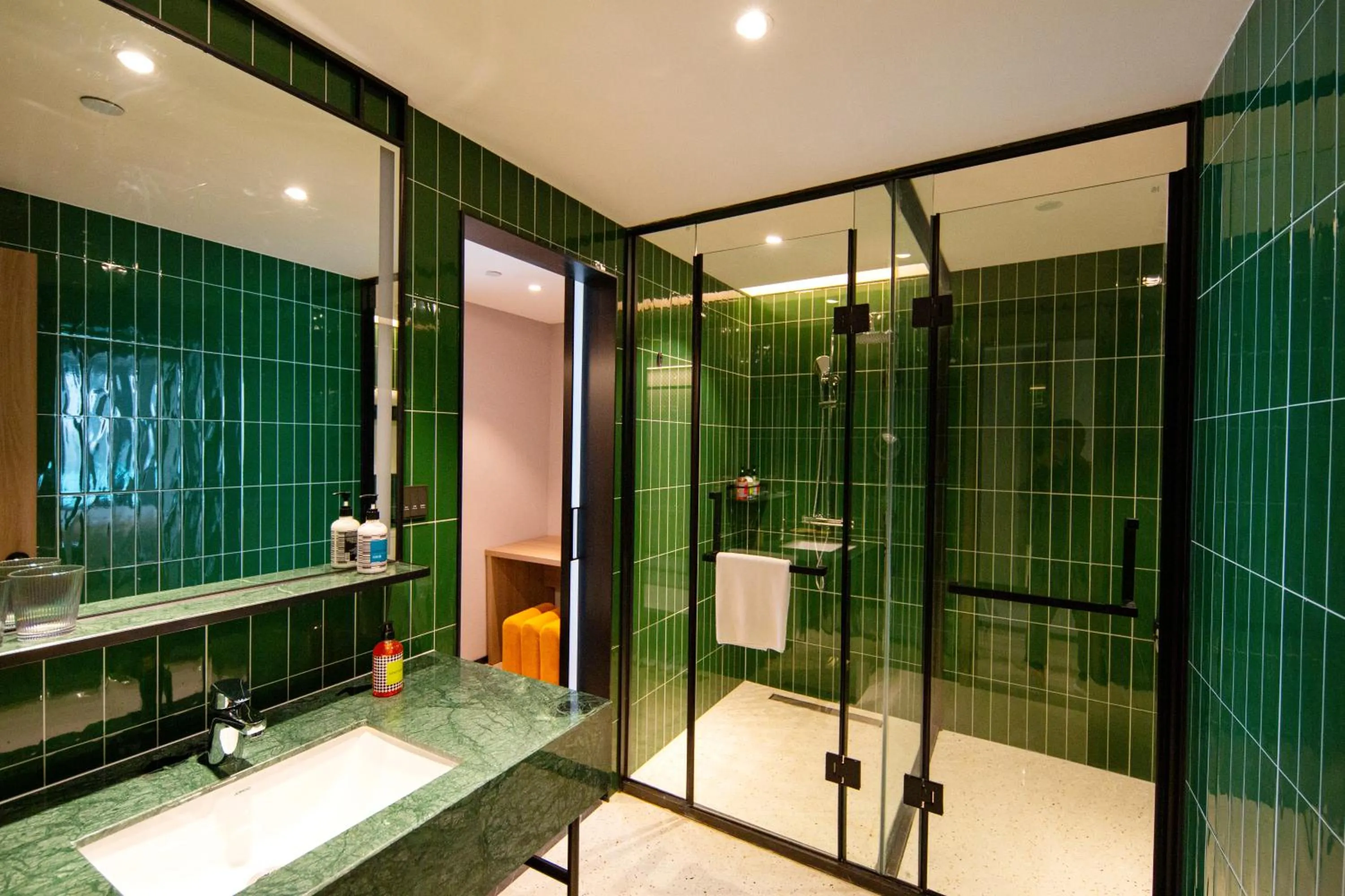 Shower in Citadines Connect East Chengdu