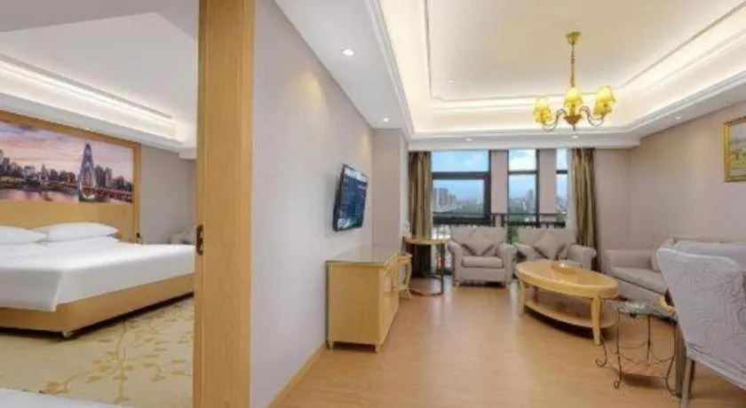 Bed in Vienna Hotel Chongqing Yongchuan High-Speed Railway Station Xinglong Lake