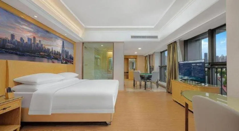 Bed in Vienna Hotel Chongqing Yongchuan High-Speed Railway Station Xinglong Lake