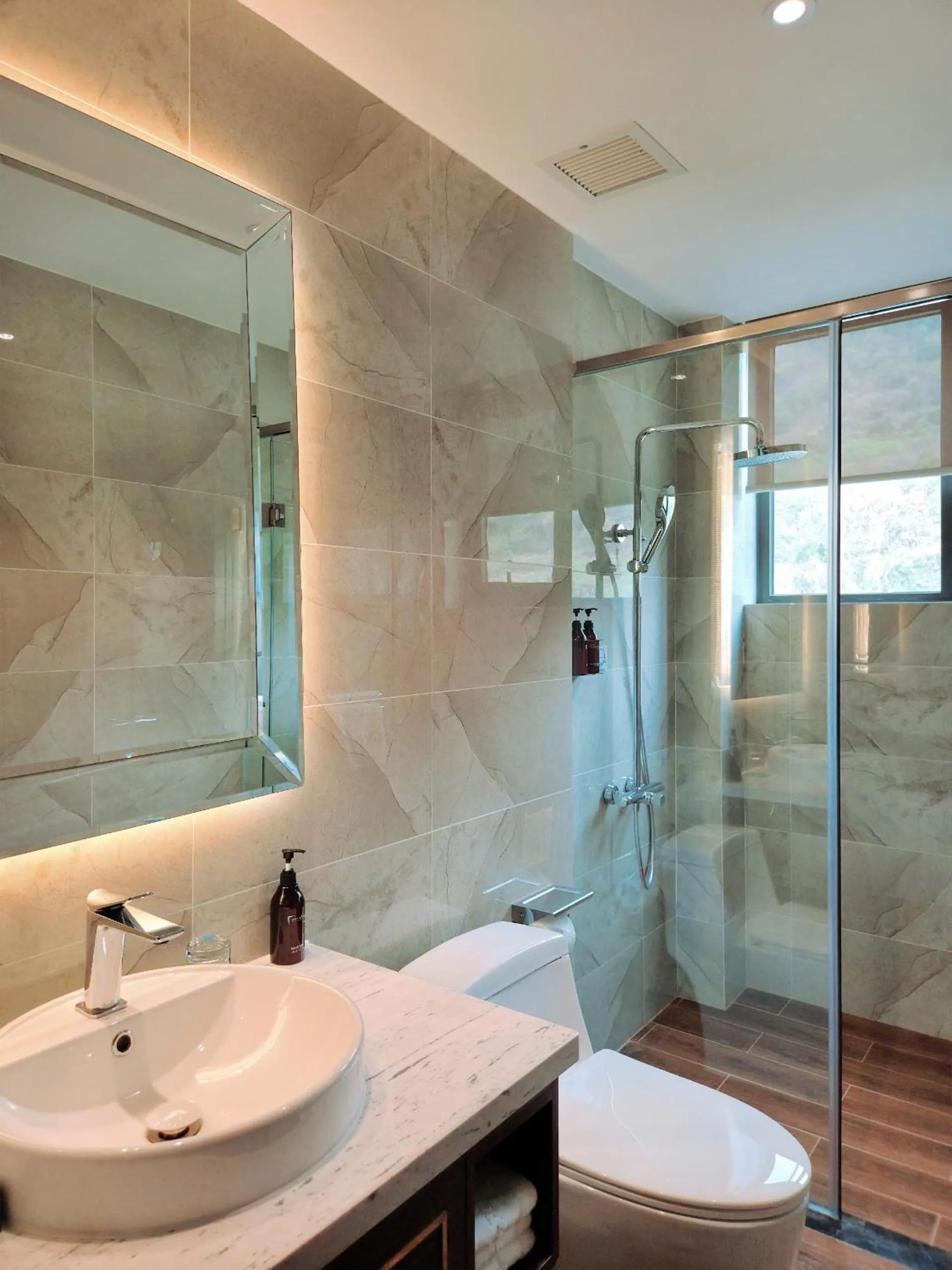 Bathroom in OYSTER BAY HOTEL VUNG TAU