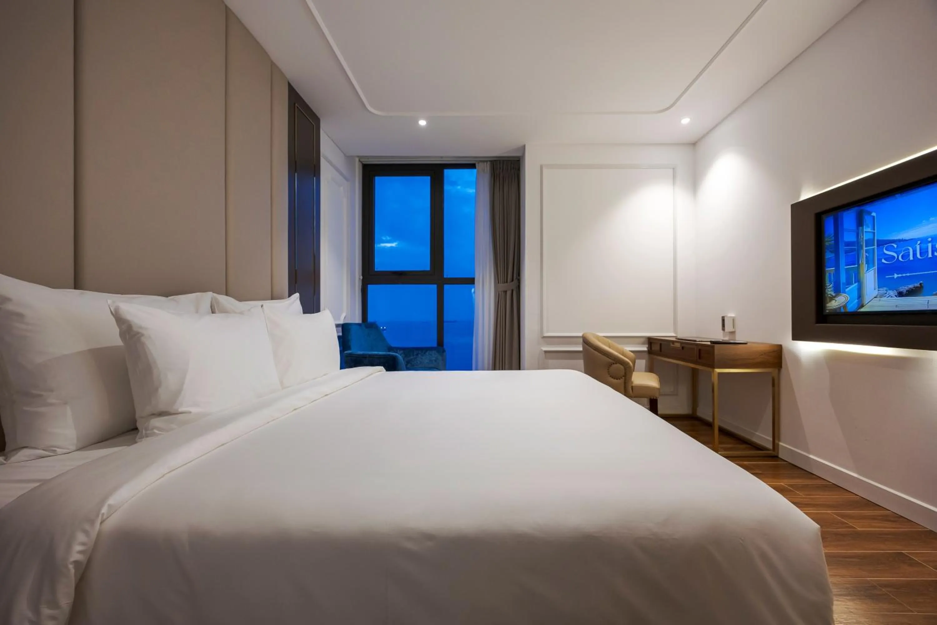 Bedroom, Bed in OYSTER BAY HOTEL VUNG TAU